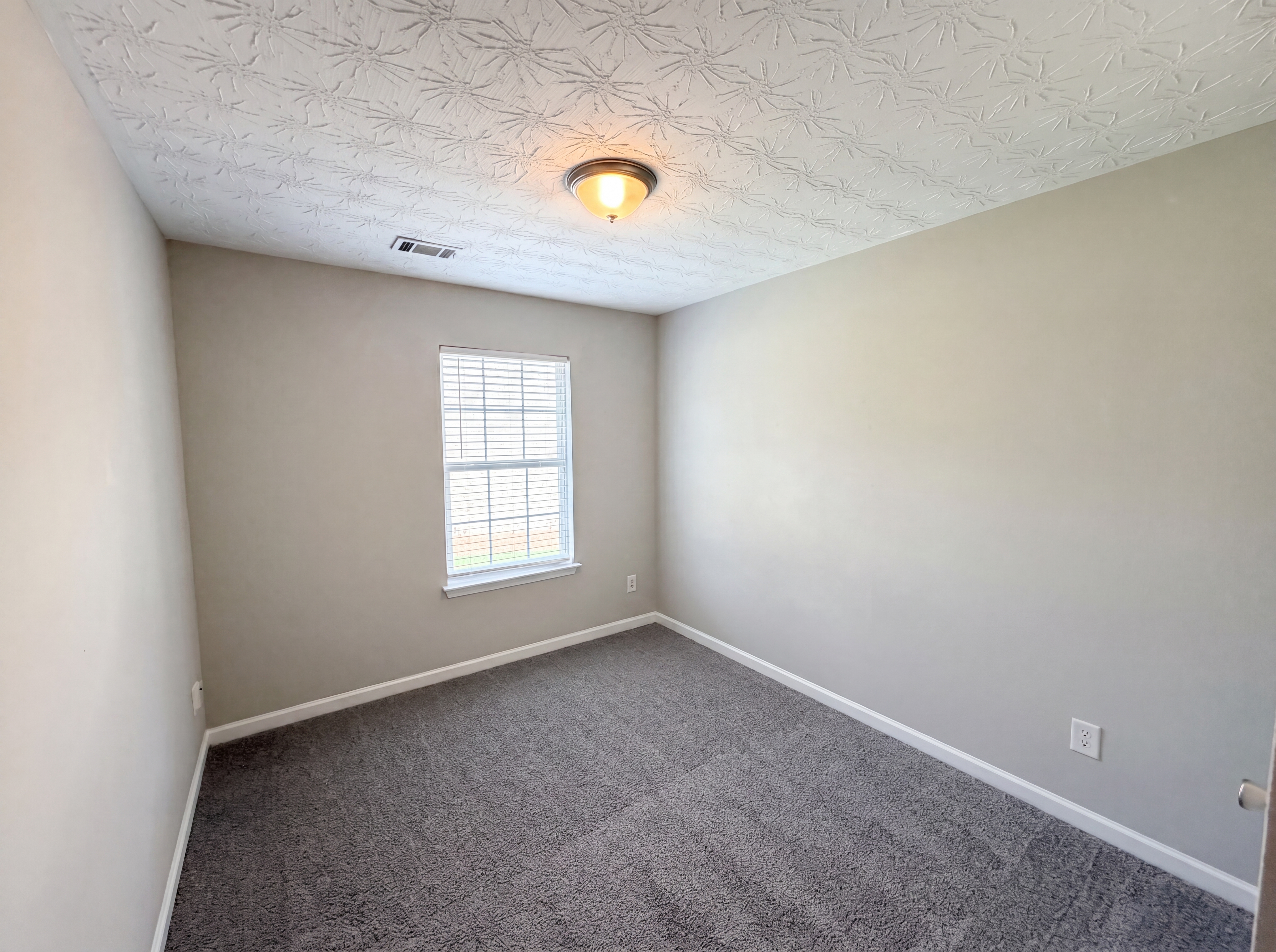 Photo 13 of 33 of 2259 Hawks Bluff Trl, Lawrenceville, GA