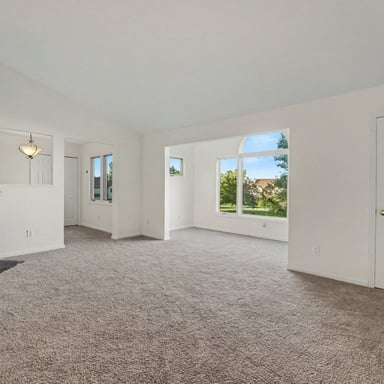 Property photo 3 of 9673 Sylvan Ln