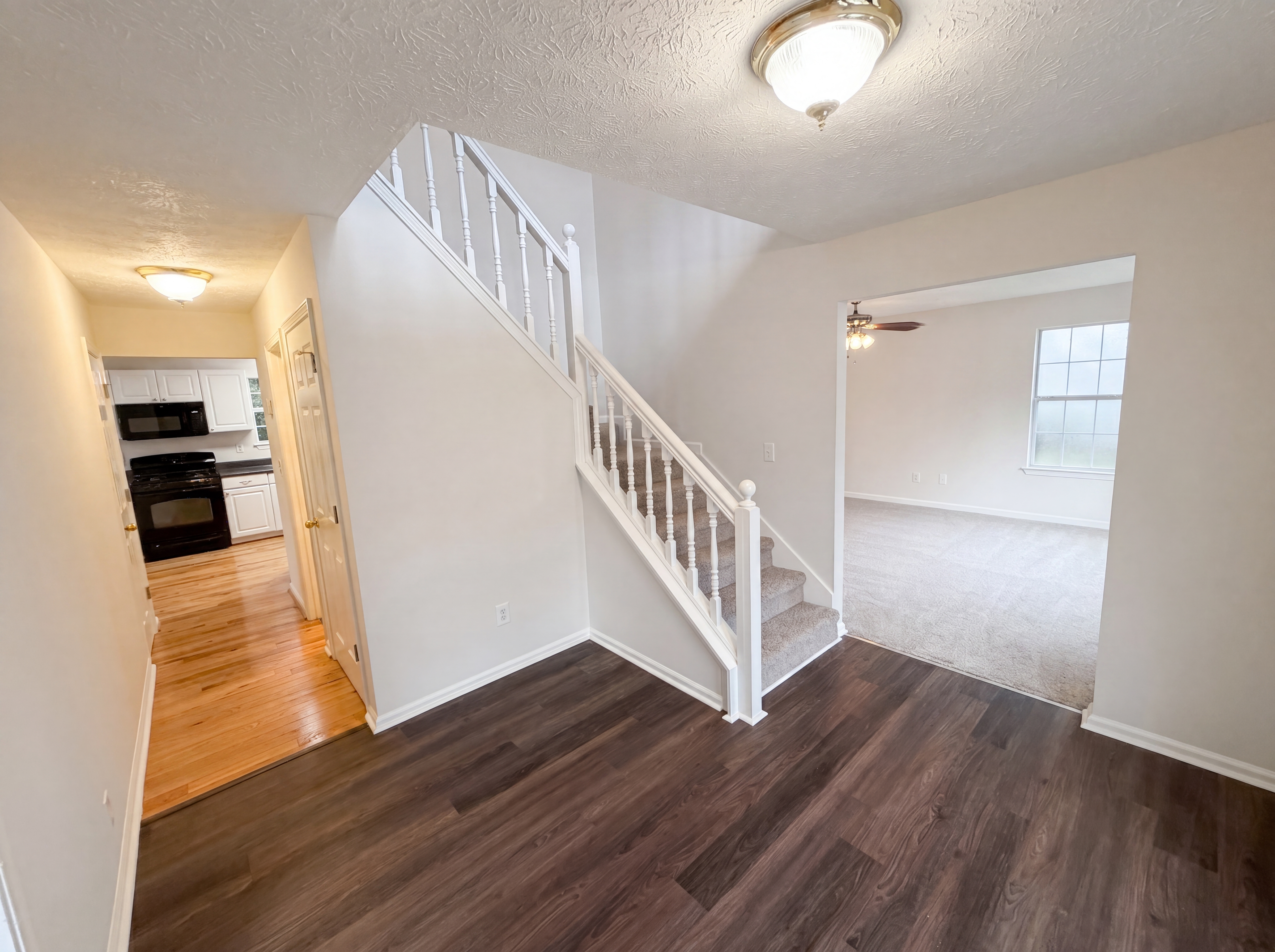 Photo 6 of 50 of 1800 Ivy Stone Ct, Buford, GA