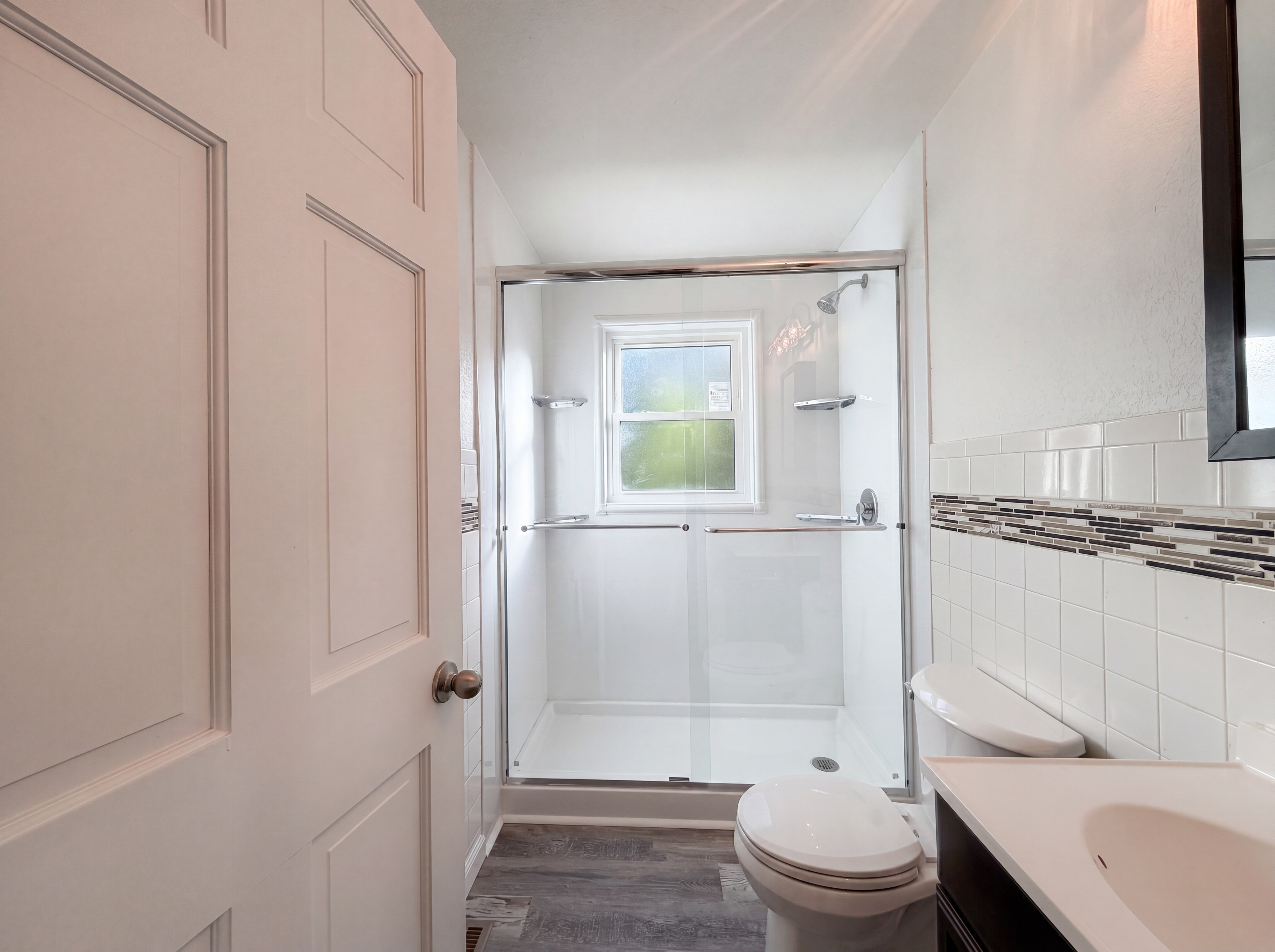 Photo 11 of 16 of 433 Sunnyside Ln, Longmont, CO