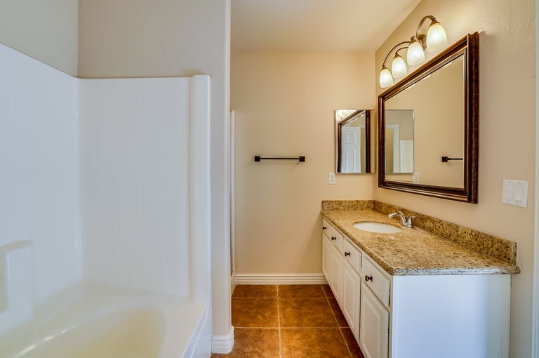 Photo 12 of 20 - 4336 E Rousay Dr, San Tan Valley, AZ 85140
