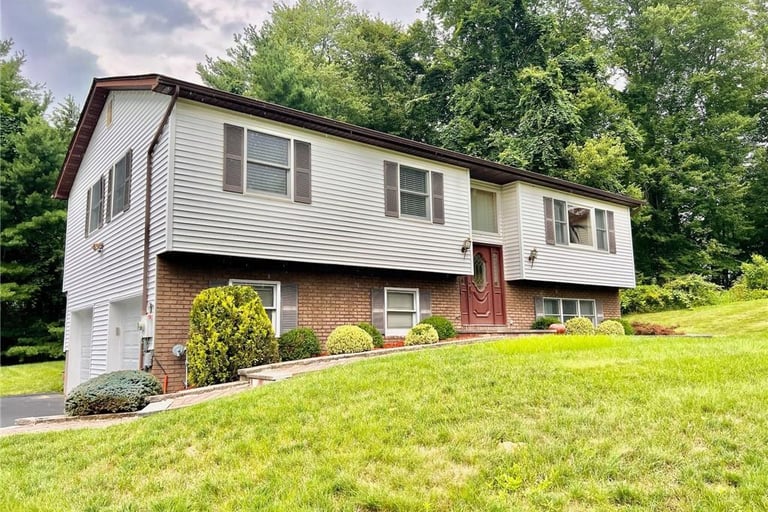 19 Lowerre Pl, Valley Cottage, NY 10989 Opendoor