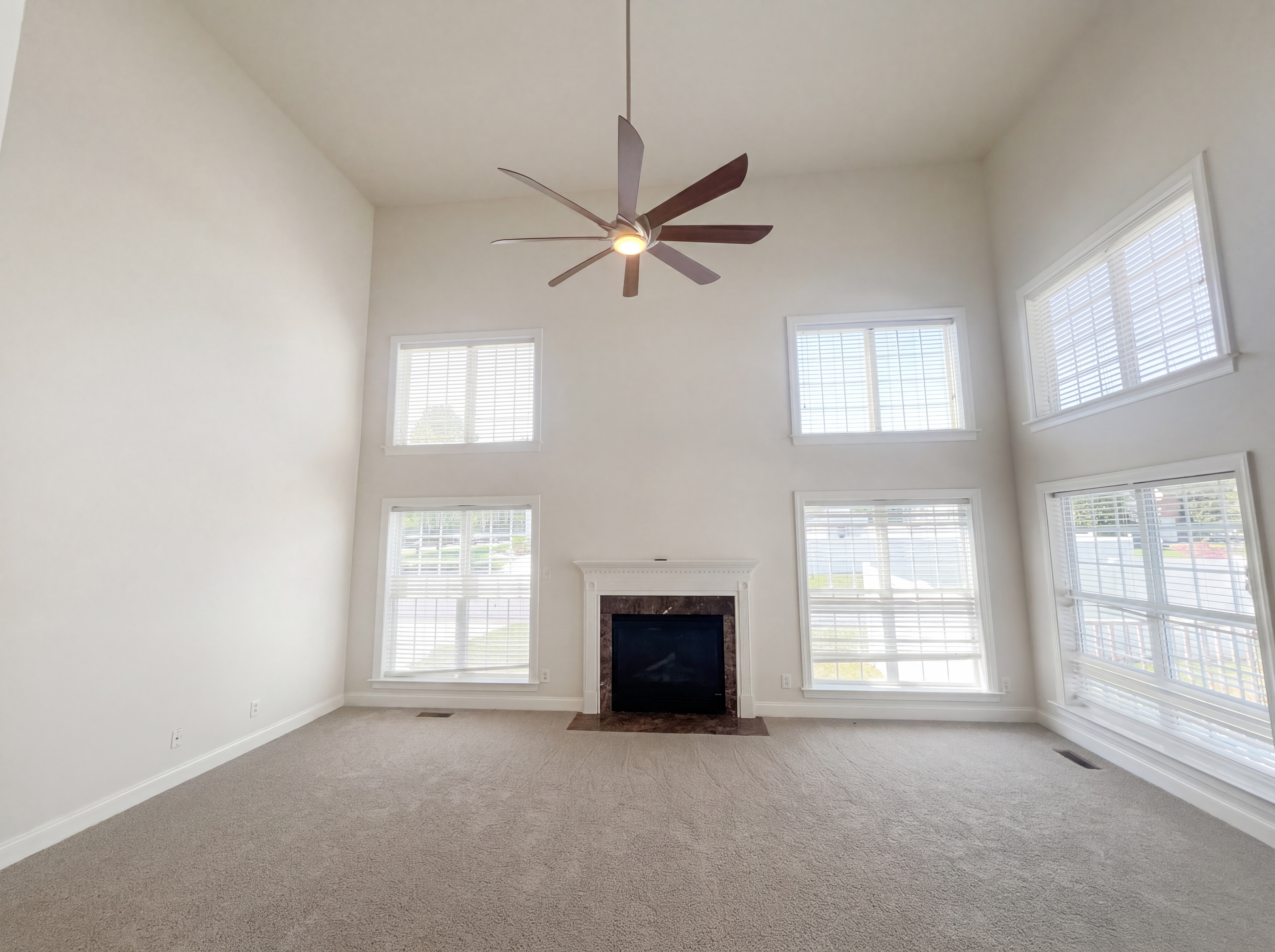 Photo 3 of 35 of 4993 Winding Ridge Dr, Greensboro, NC