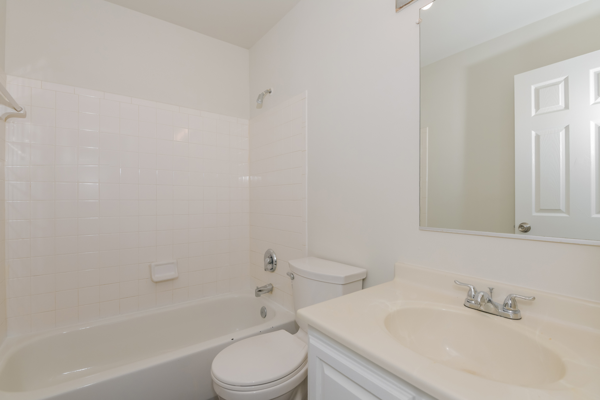 Photo 12 of 21 of 2710 Stanton Rd SE, Washington, DC