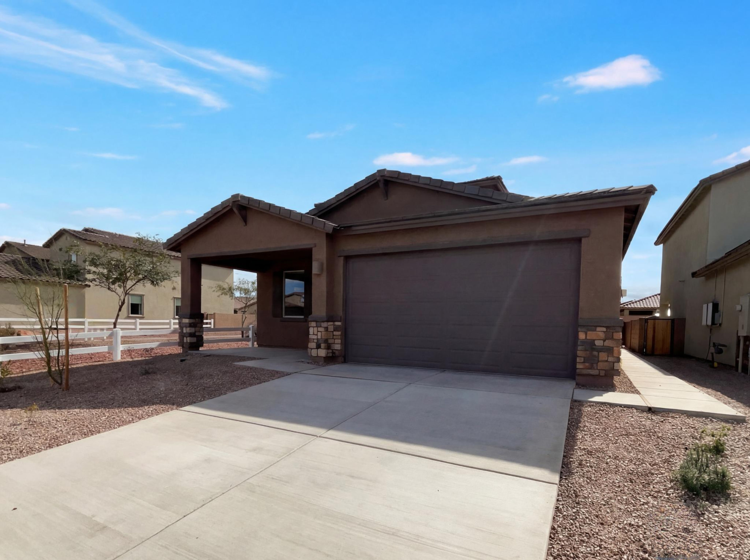 Photo 7 of 30 of 10453 W Beaman Ln, Marana, AZ