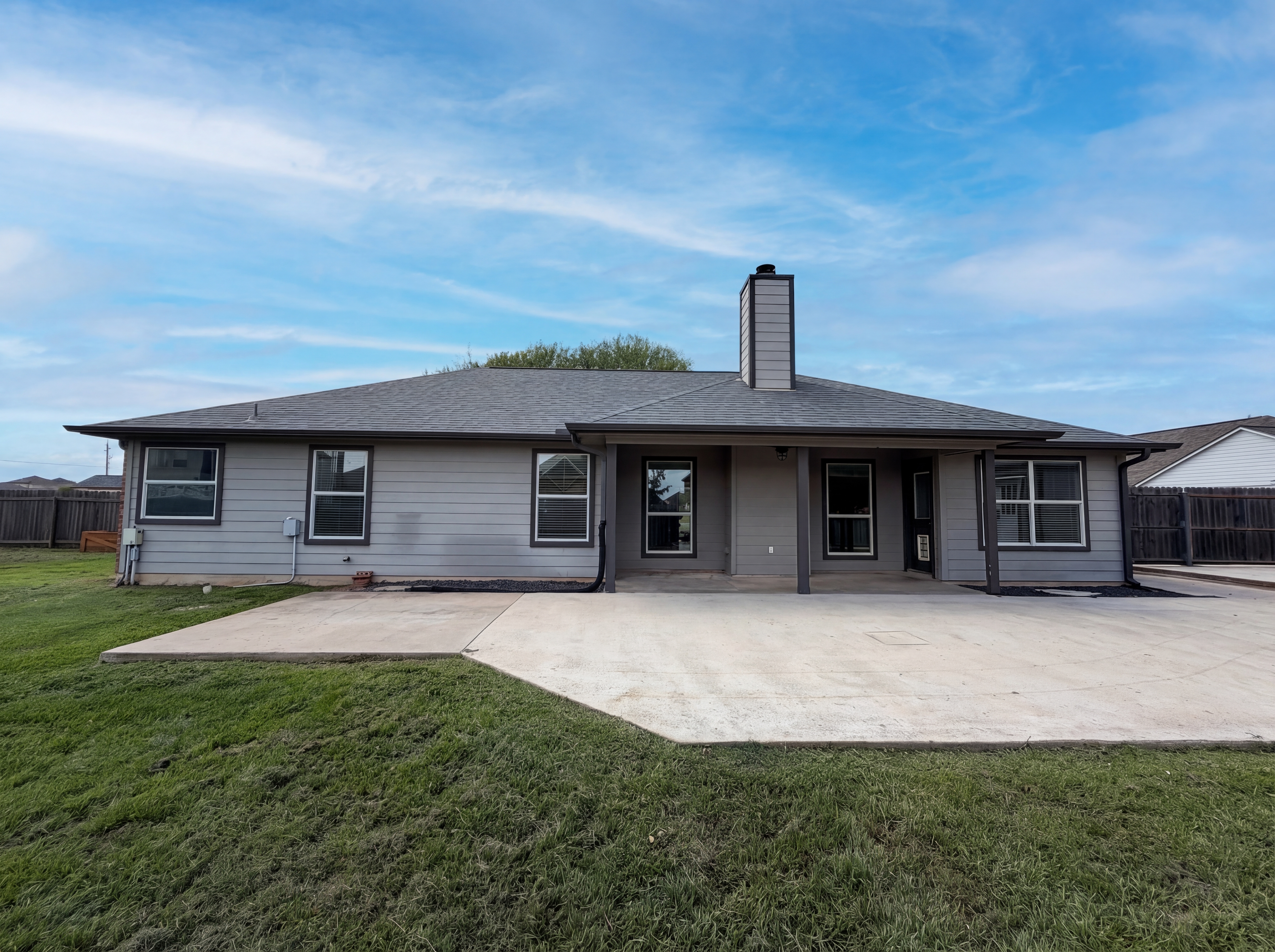 Photo 5 of 19 of 116 San Jacinto, Hutto, TX