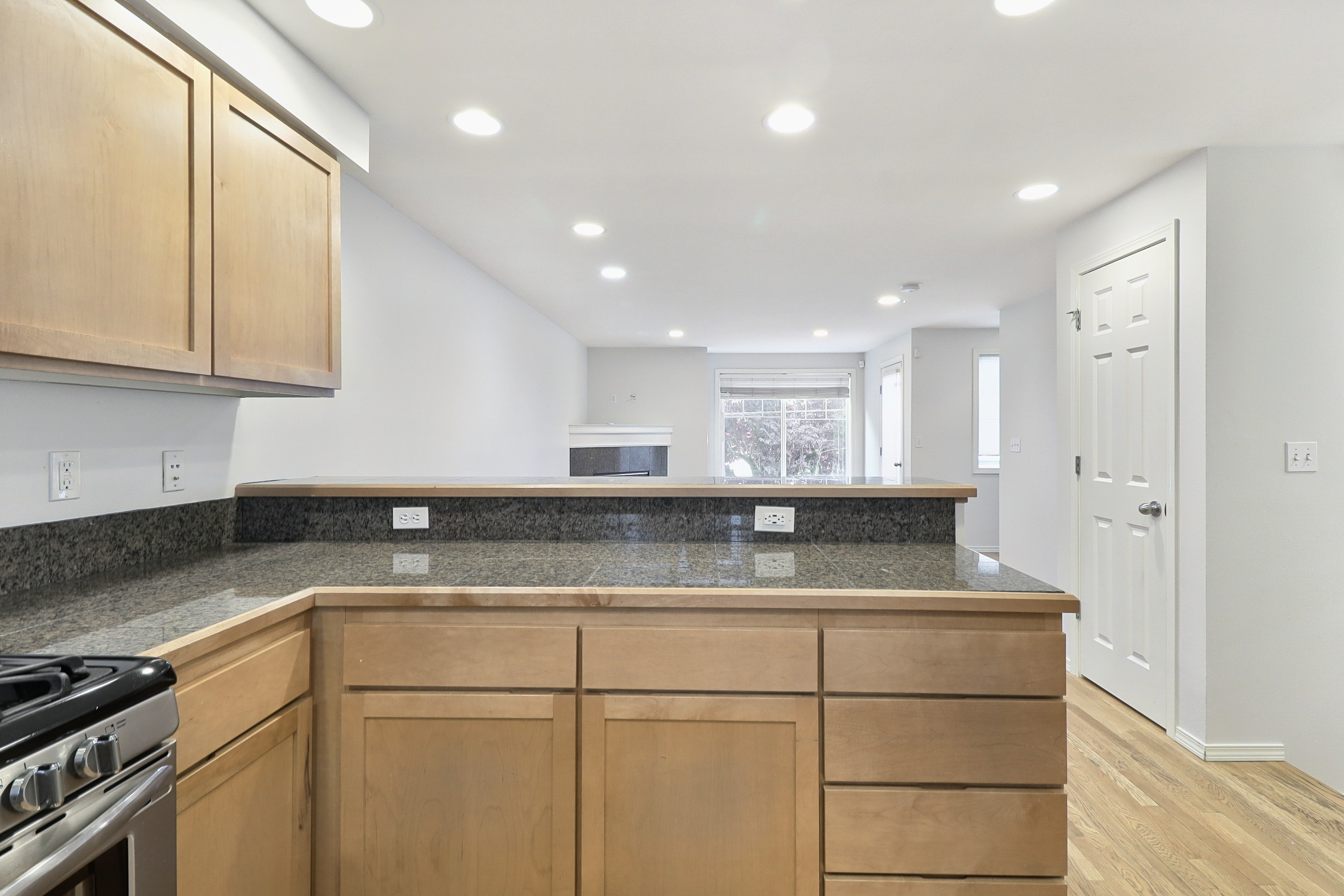Photo 7 of 21 of 8504 Nesbit Ave N, Seattle, WA