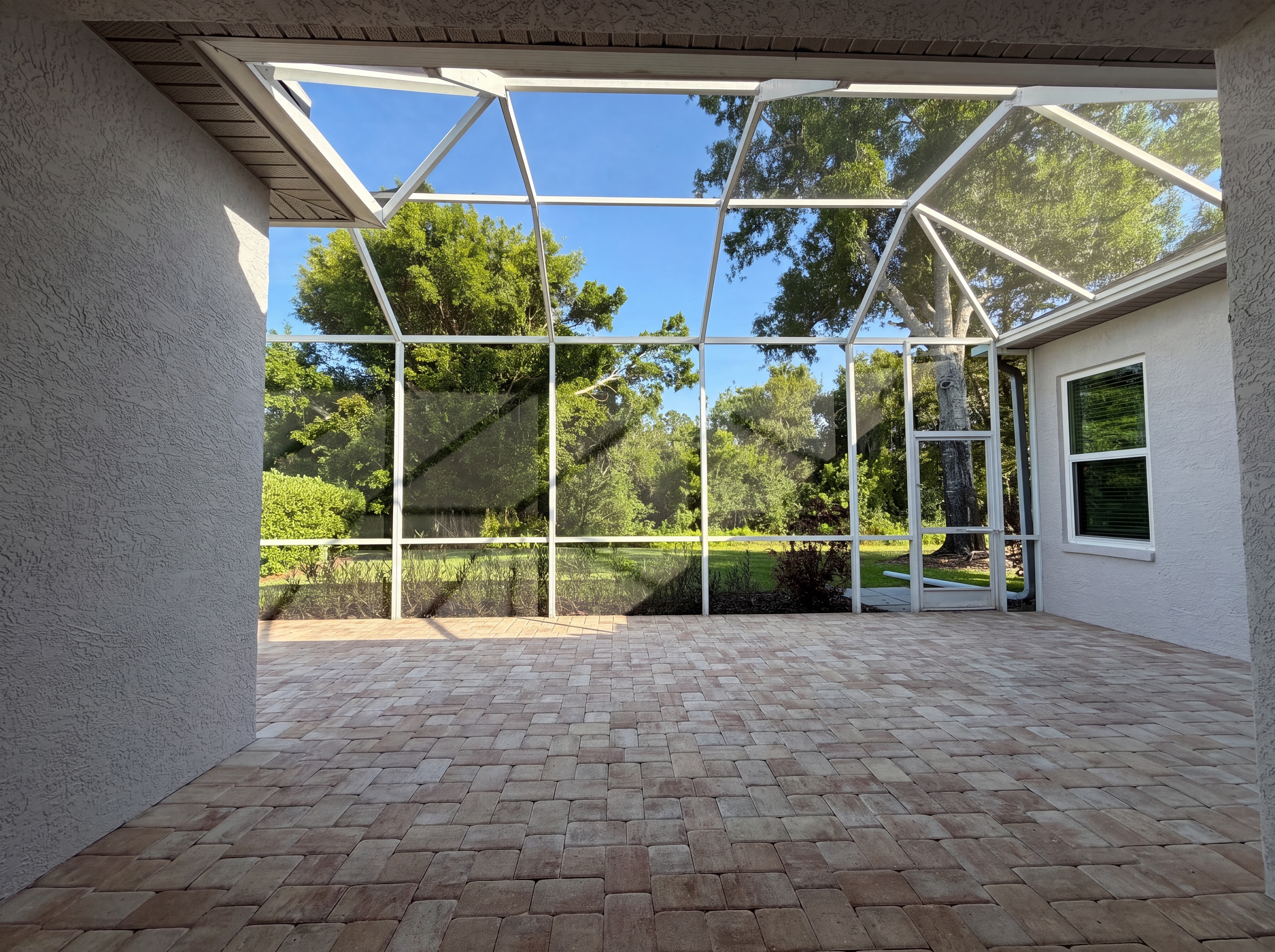 Photo 26 of 31 of 7841 Kavanagh Ct, Sarasota, FL