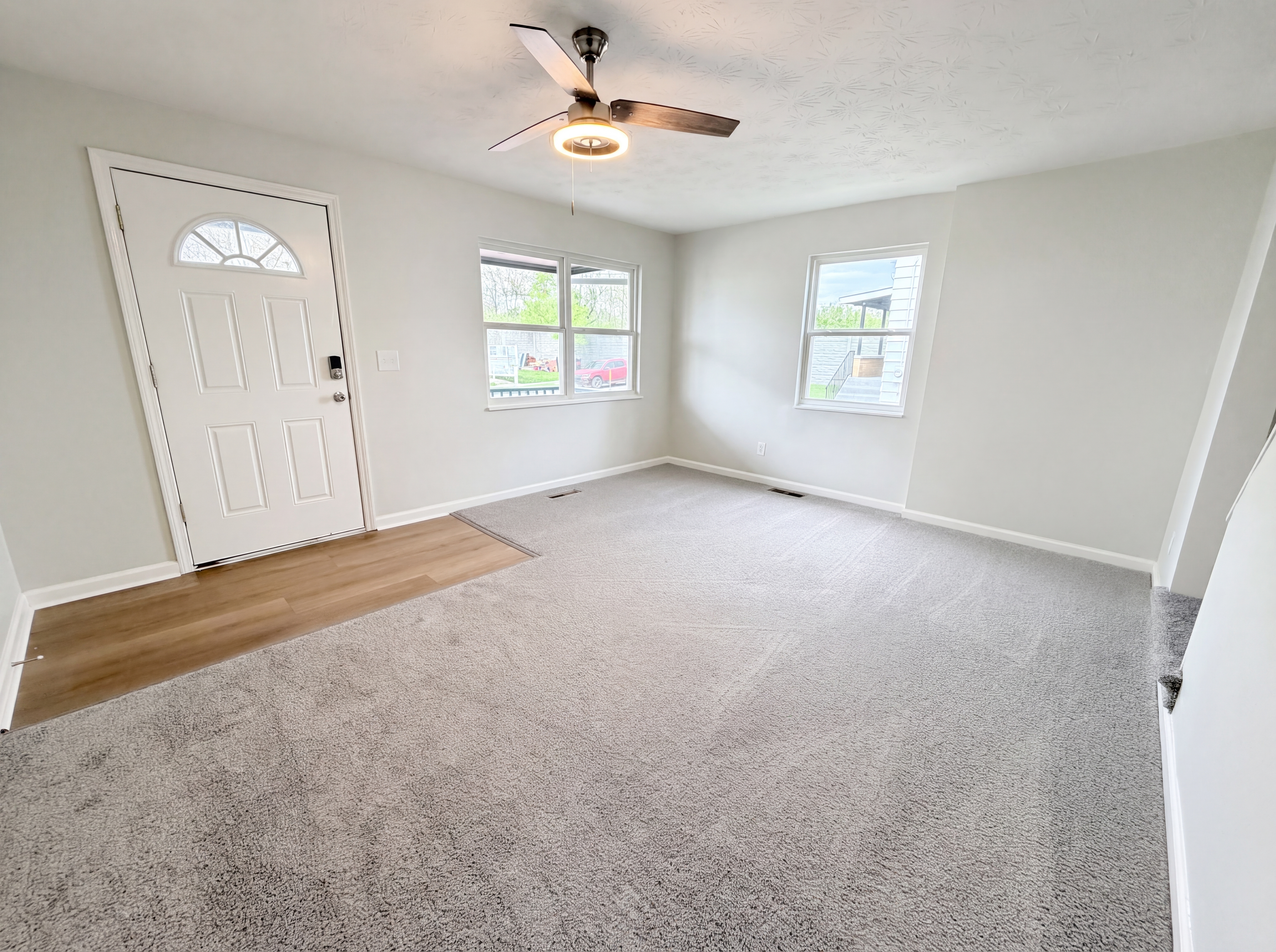 Photo 10 of 25 of 8456 Jackies Dr, Cincinnati, OH
