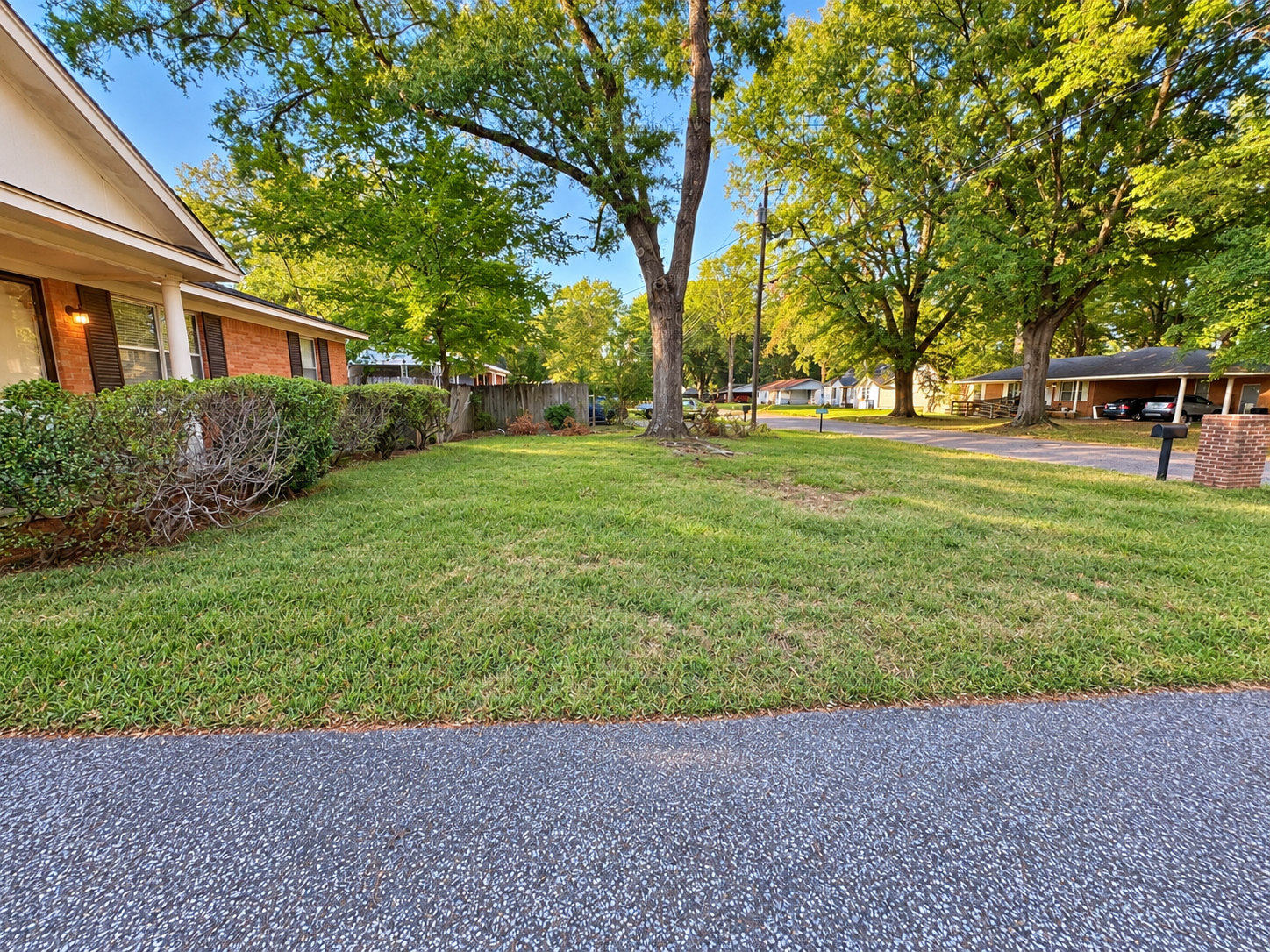 Photo 15 of 18 of 695 Powell St, Coldwater, MS