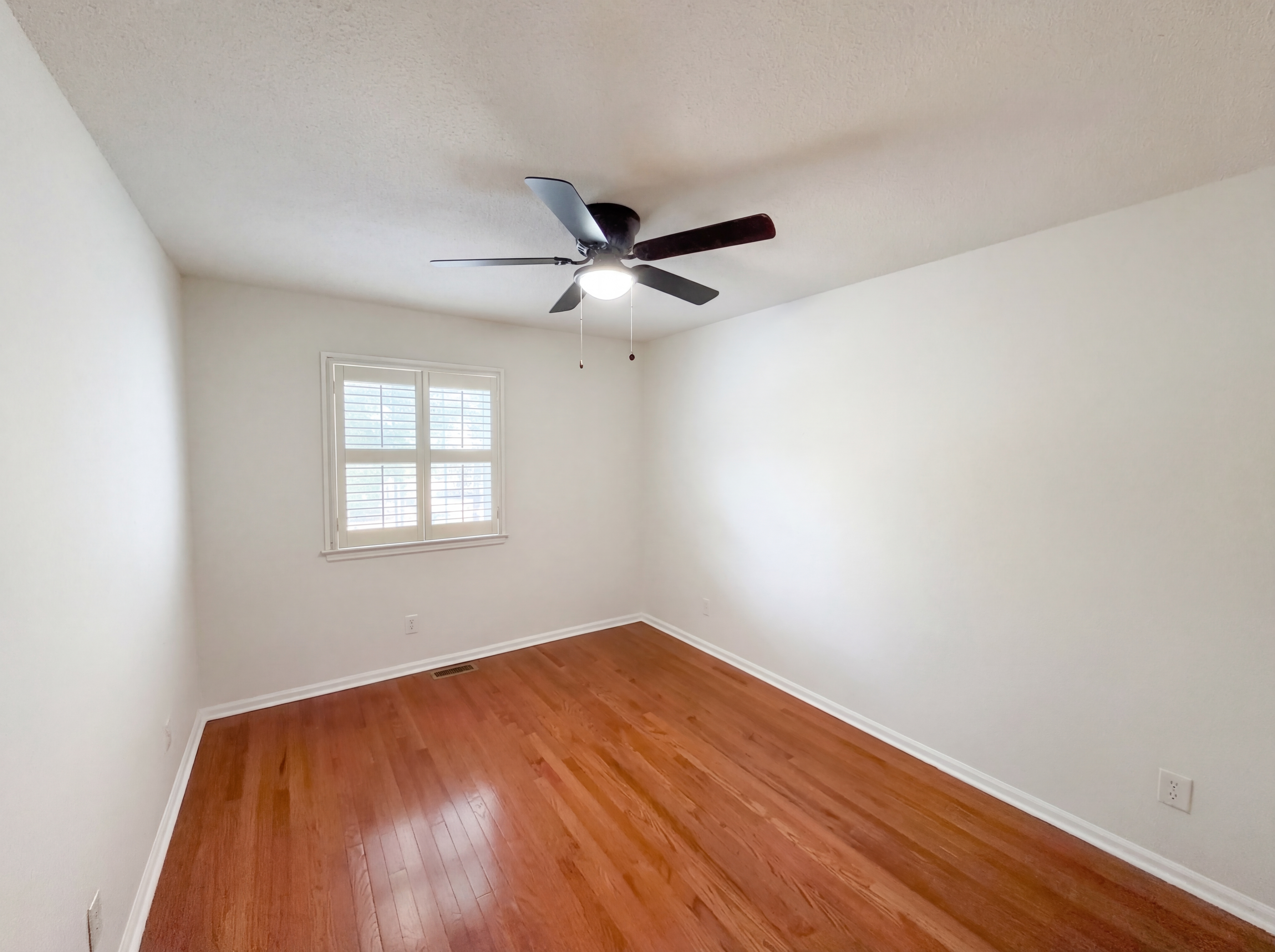 Photo 10 of 19 of 524 Green Willow Cir, Wendell, NC