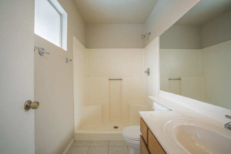 Photo 15 of 26 - 3201 W Ross Ave, Phoenix, AZ 85027