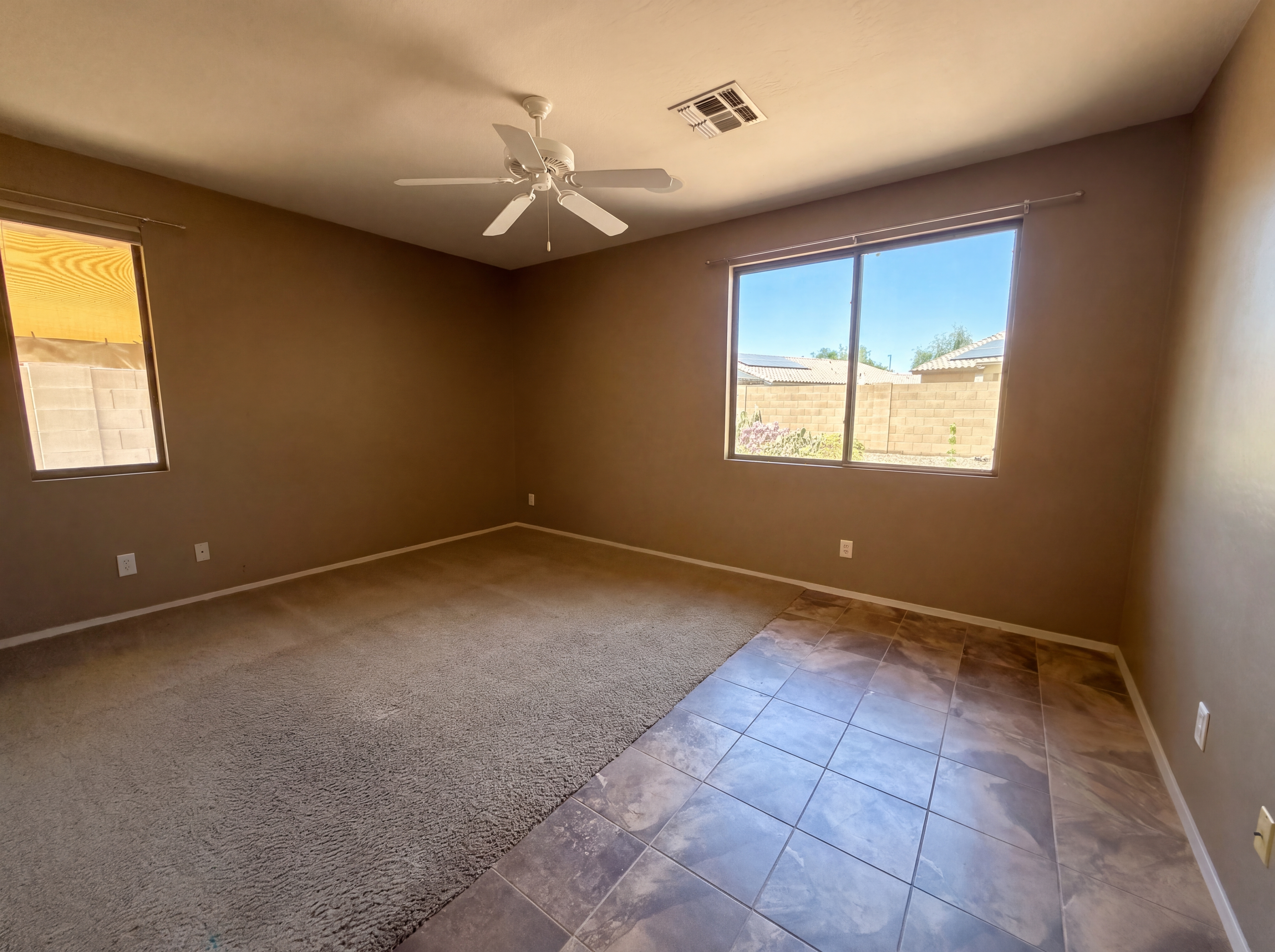 Photo 4 of 25 of 17530 W Cardinal Dr, Goodyear, AZ