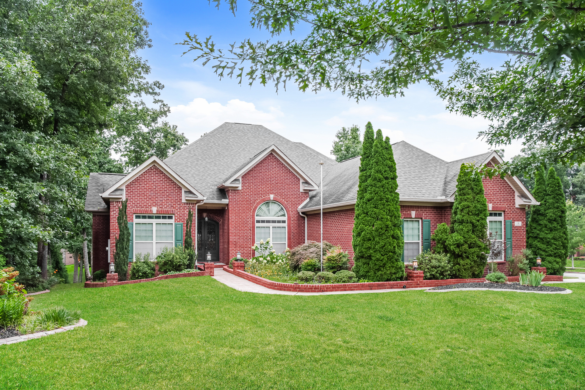 Photo 19 of 21 of 5 Bluff View Dr SE, Huntsville, AL