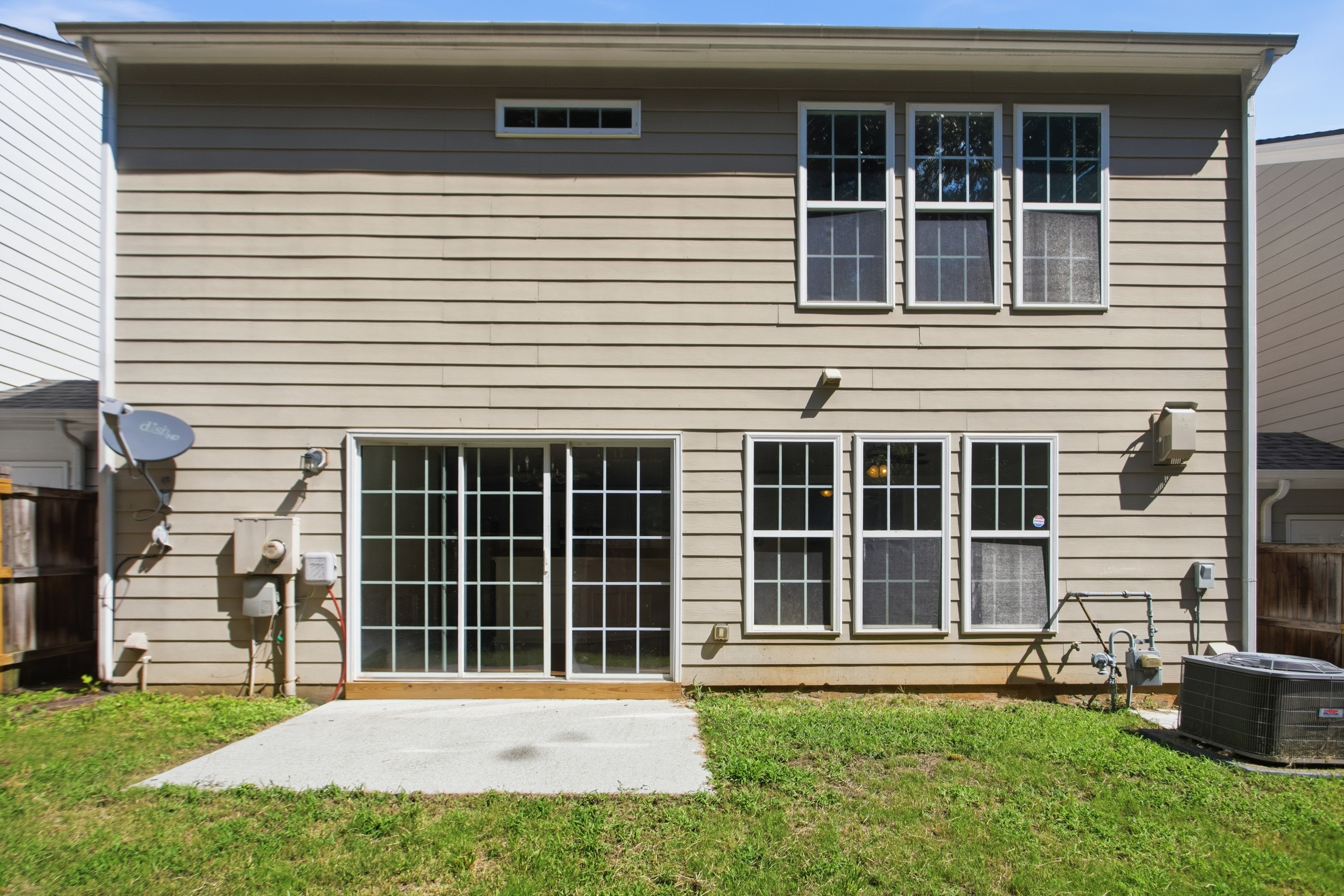 Photo 5 of 29 of 313 Balaban Cir, Woodstock, GA