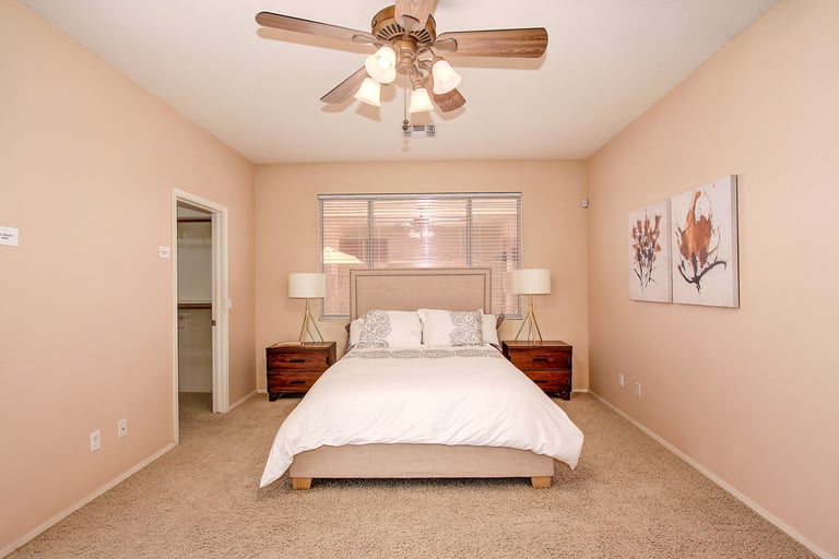 Photo 13 of 25 - 9315 W Yukon Dr, Peoria, AZ 85382