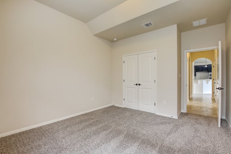 Photo 25 of 37 - 20409 Great Egret Ln, Pflugerville, TX 78660
