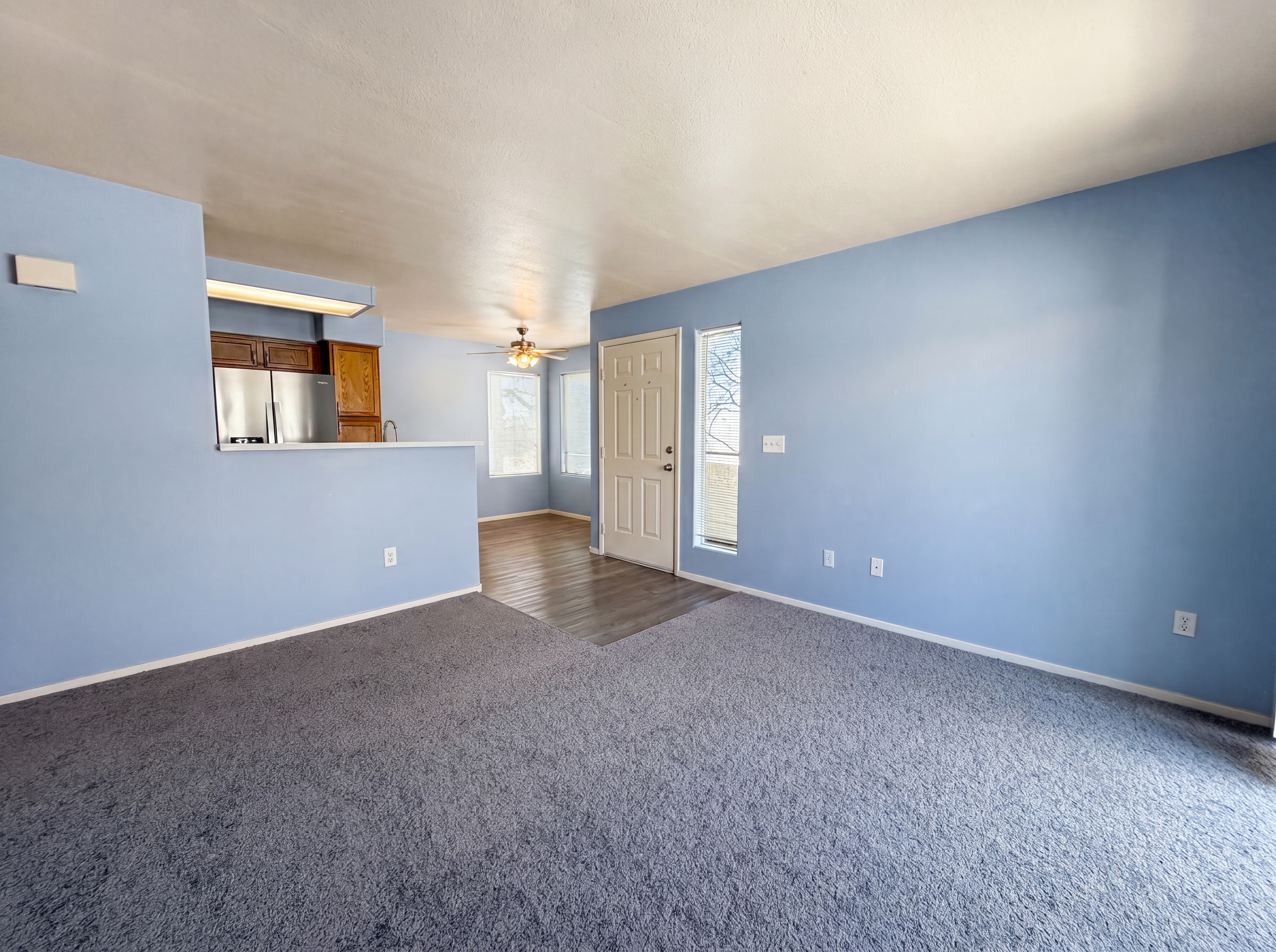 Photo 3 of 23 of 3087 Key Largo Dr, Las Vegas, NV