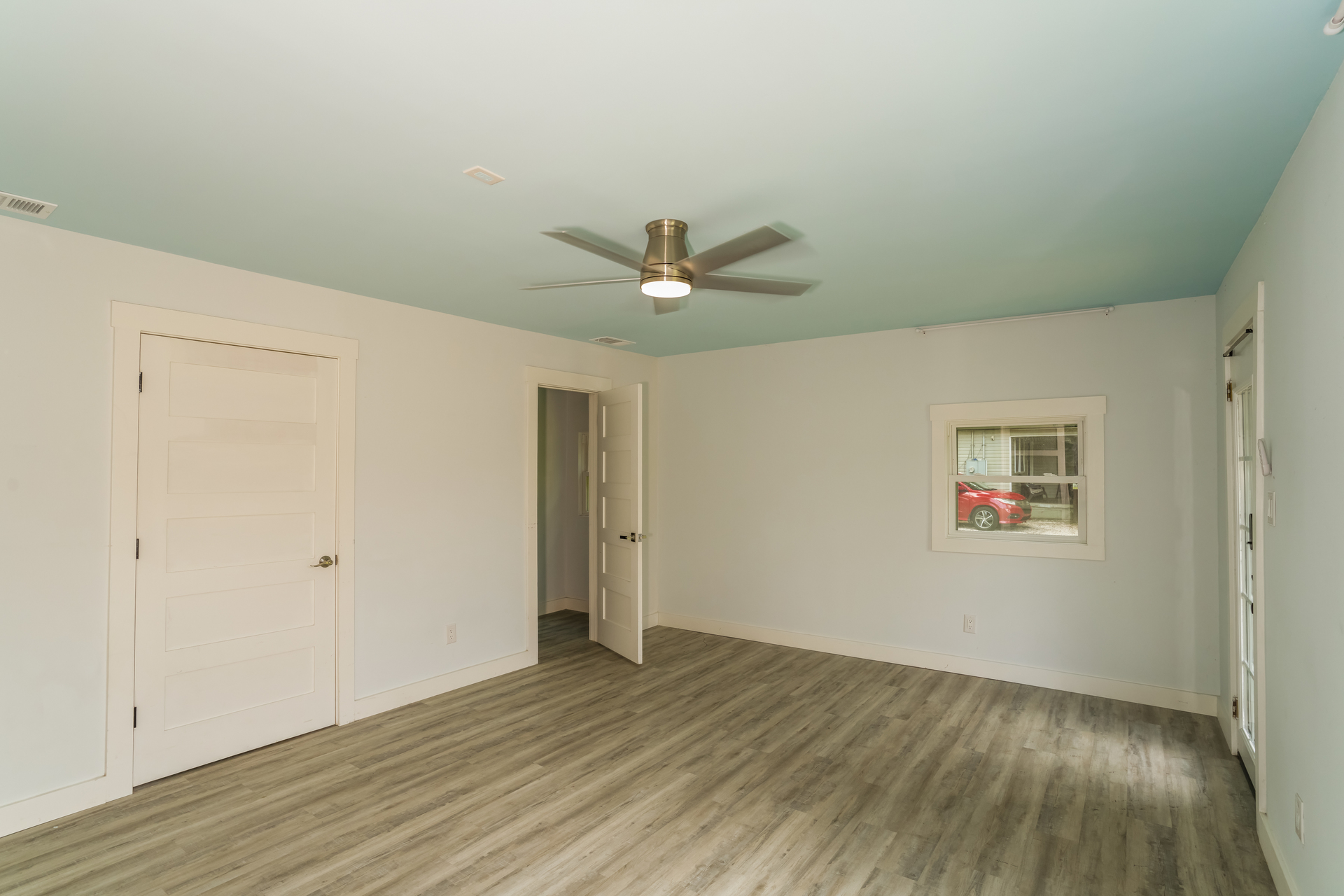 Photo 10 of 22 of 5213 Dillon Ave, Savannah, GA