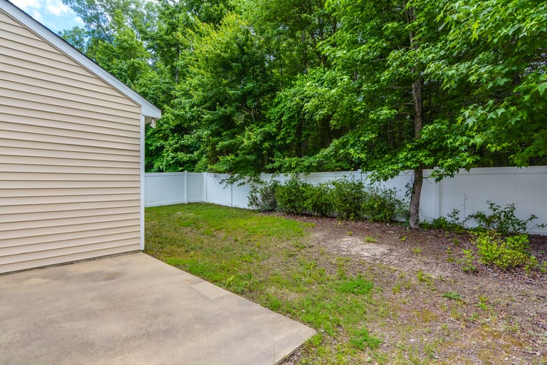 Photo 22 of 24 - 8617 Boysenberry Ln, Raleigh, NC 27616