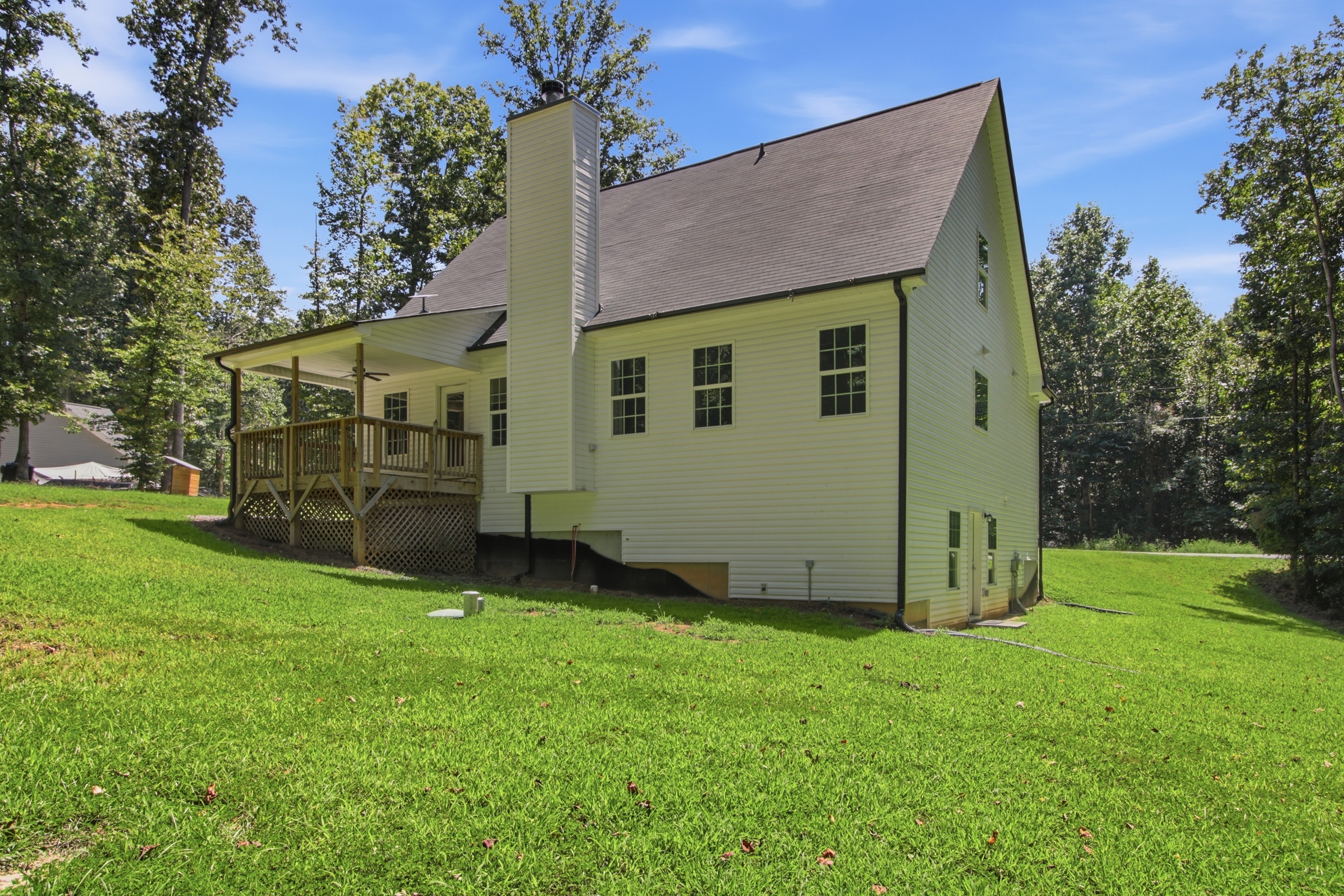 Photo 32 of 38 of 522 Mountain Creek Dr, Maysville, GA