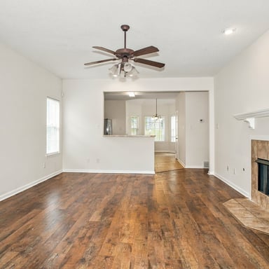 Property photo 3 of 5634 Tulip Grove Dr