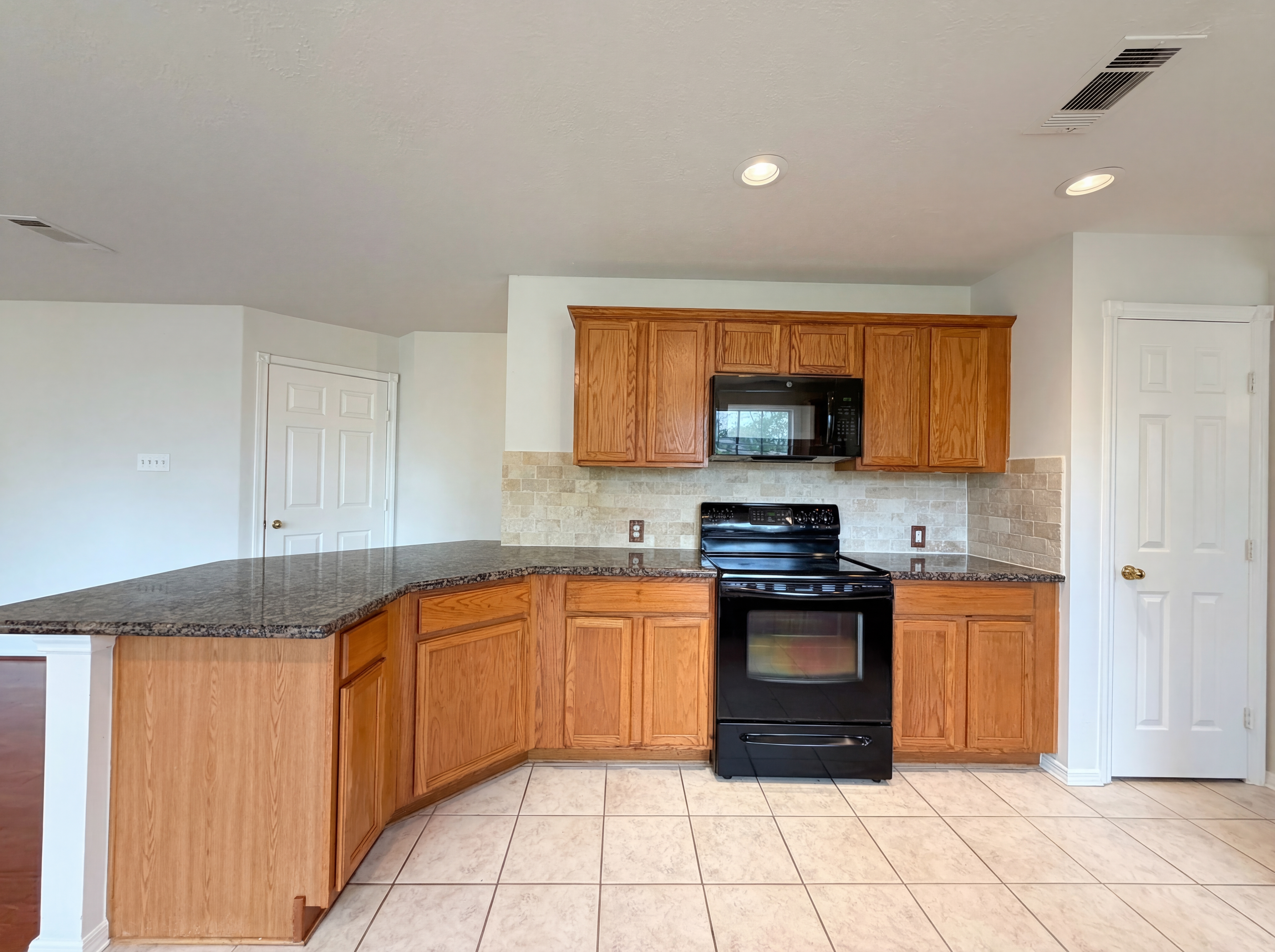 Photo 12 of 23 of 18306 Water Mill Dr, Cypress, TX