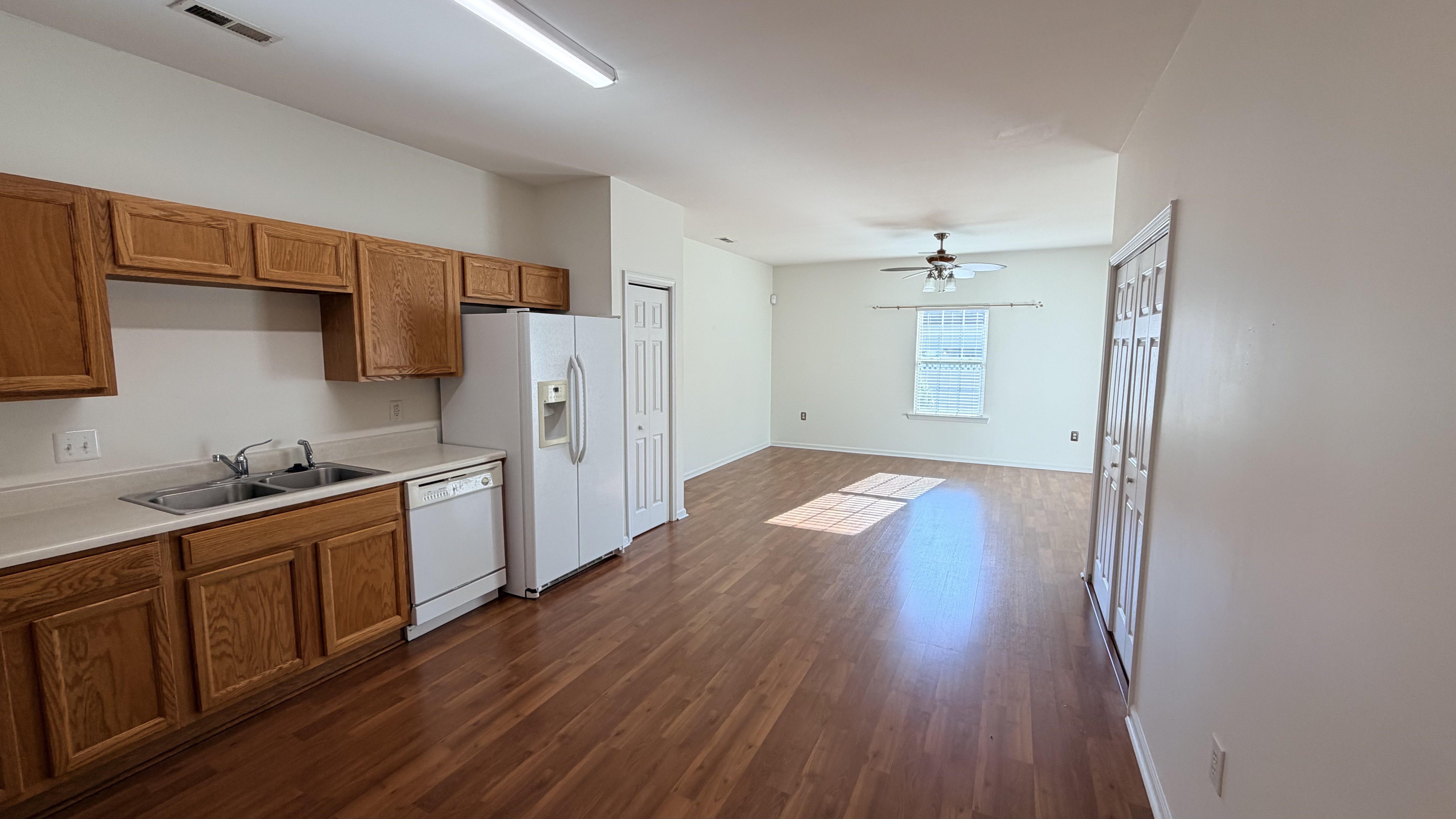 Photo 2 of 17 of 7175 Somerset Springs Dr, Charlotte, NC