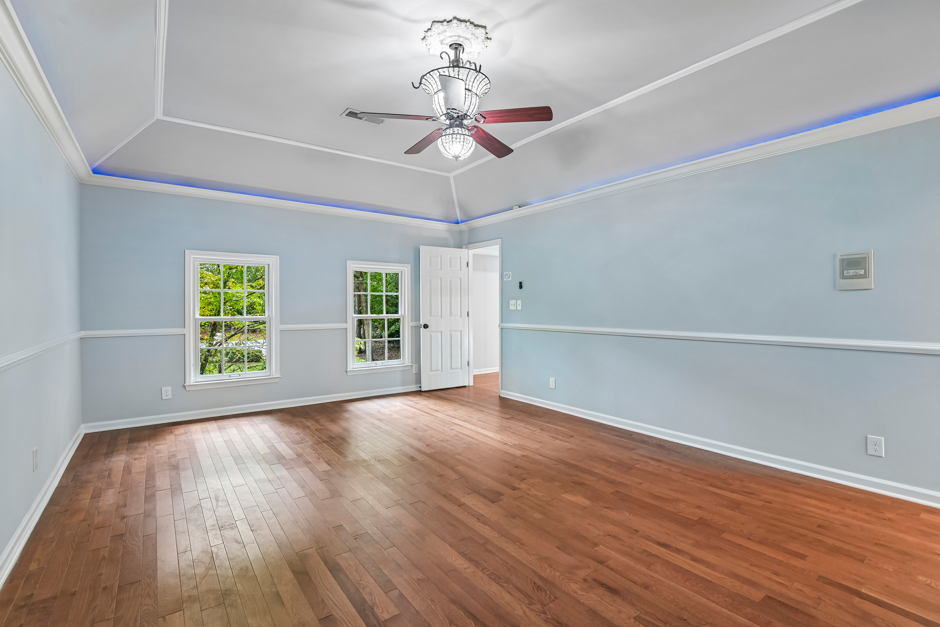 Photo 4 of 39 of 286 River Cliff Gate SE, Marietta, GA
