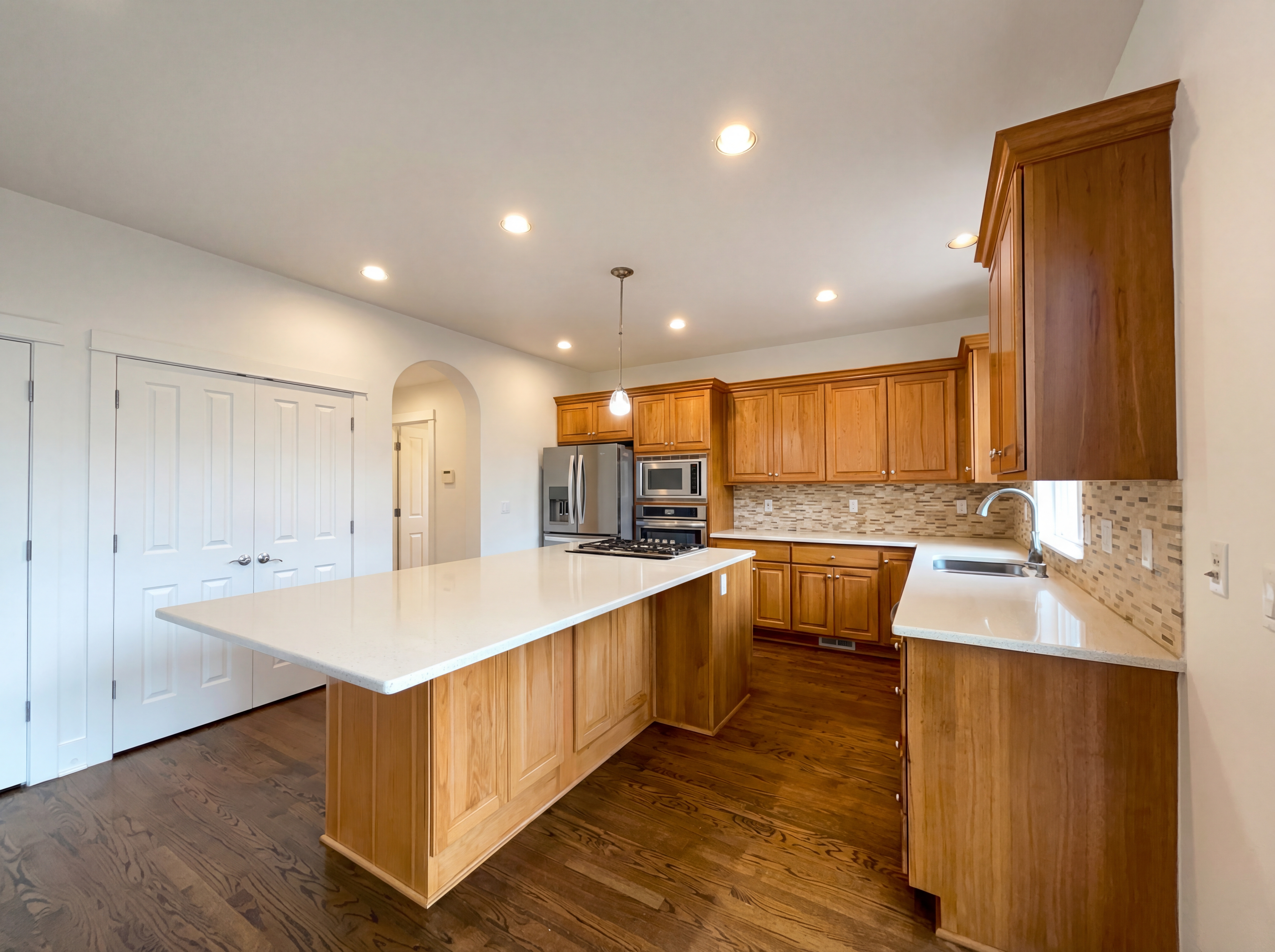 Photo 29 of 35 of 10989 SW Oneida St, Tualatin, OR