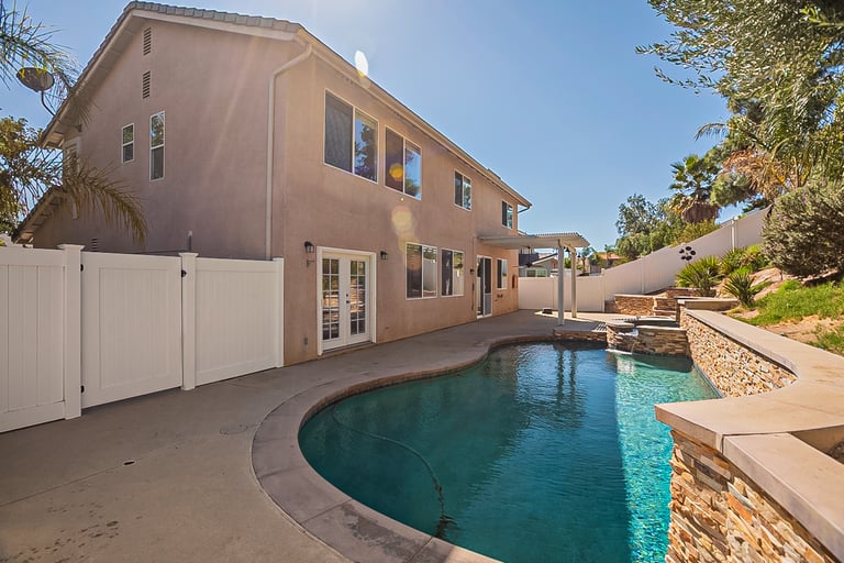 Photo 7 of 32 - 40971 Burgess Ct, Temecula, CA 92591