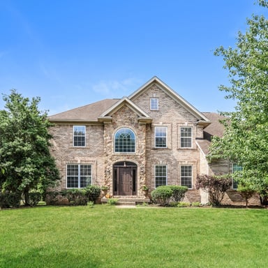 Property photo 1 of 10917 Worthington Ln