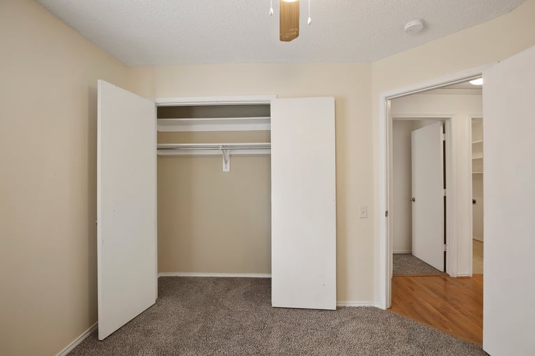 Photo 11 of 26 - 4641 Feathercrest Dr, Fort Worth, TX 76137