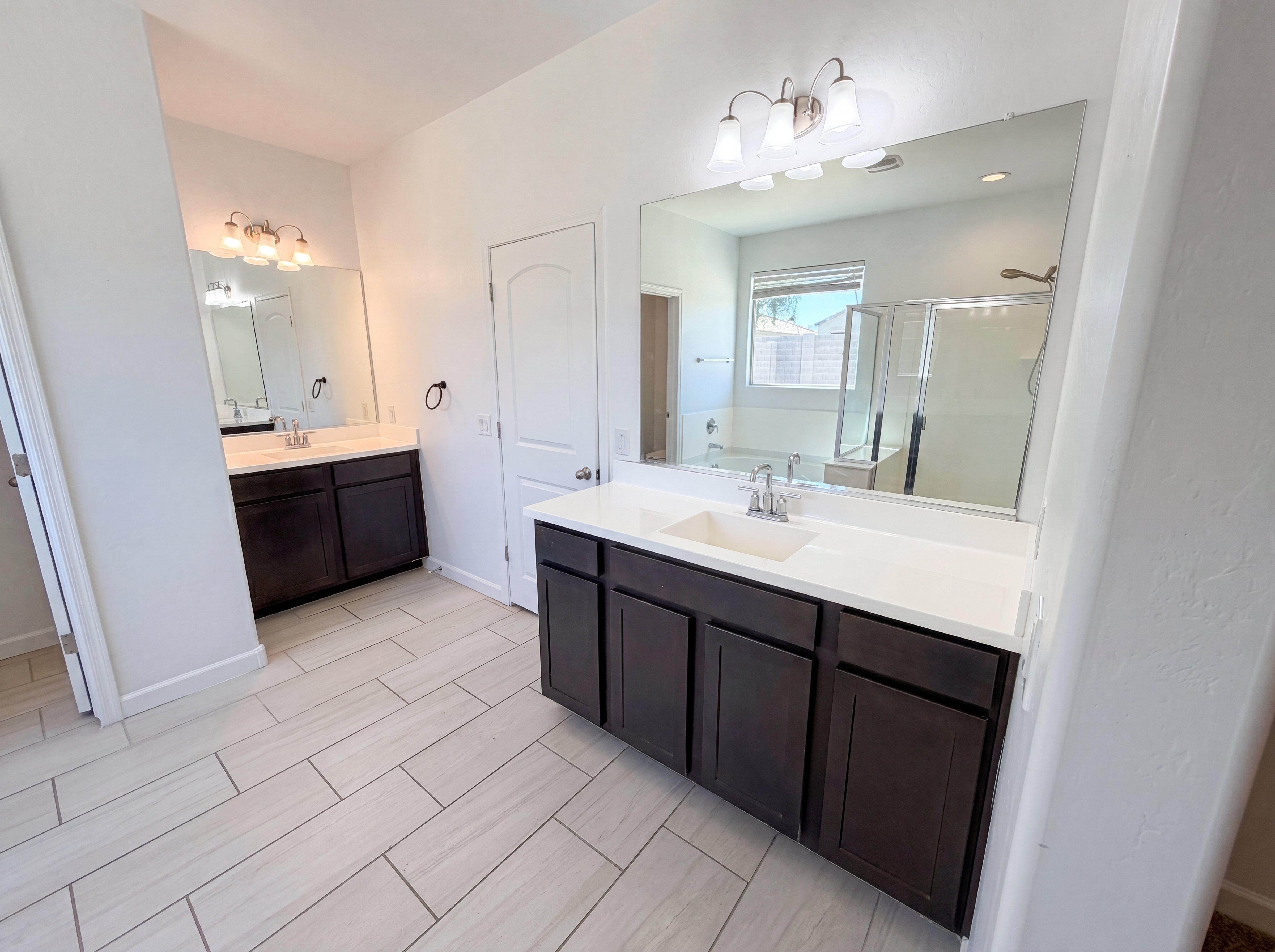Photo 18 of 38 of 30568 W Clarendon Ave, Buckeye, AZ