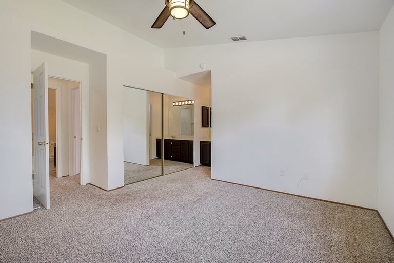 Photo 32 of 33 - 4205 Gold Ridge Way, Antelope, CA 95843