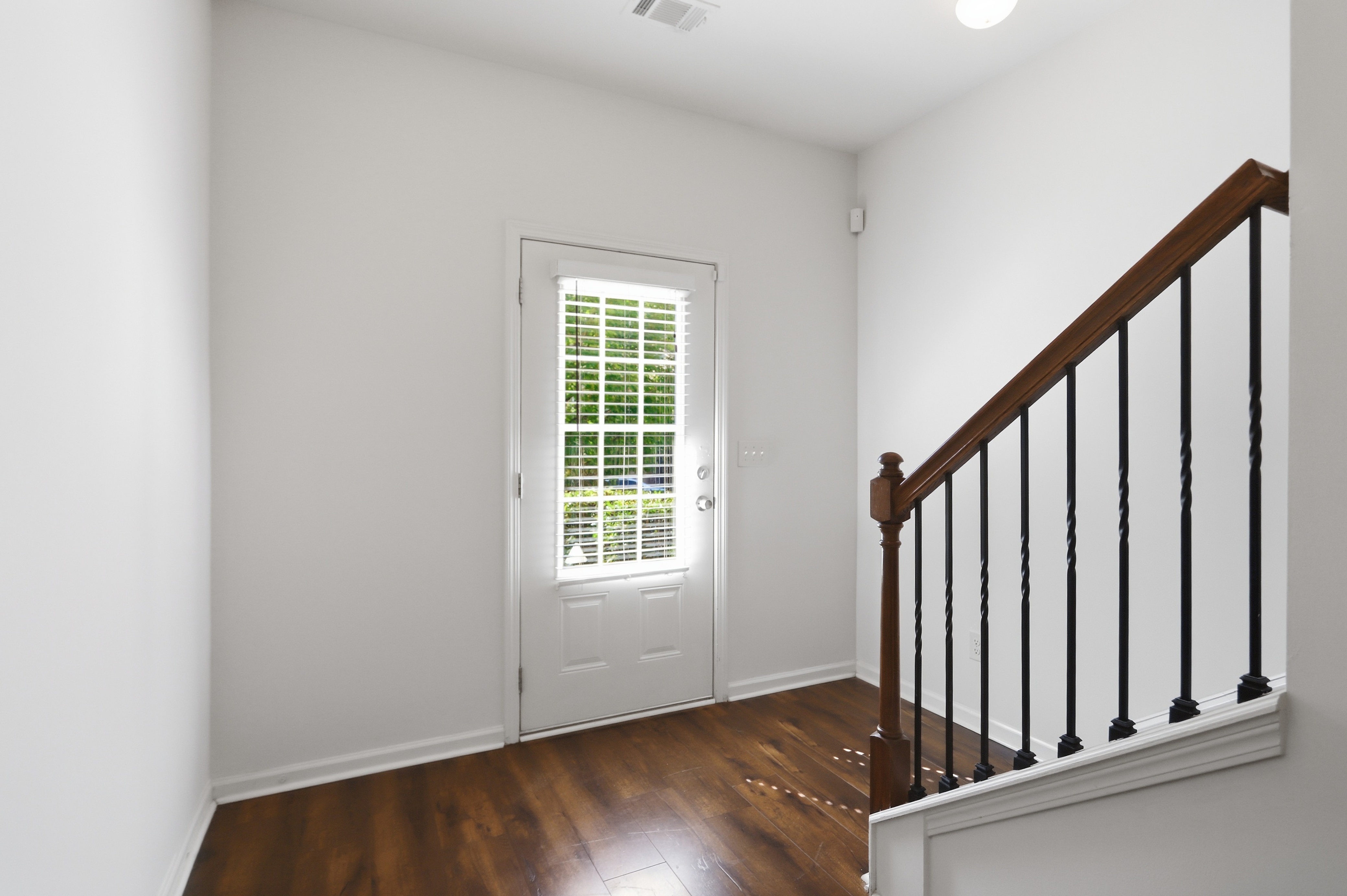 Photo 7 of 36 of 272 Shaw Dr, Acworth, GA