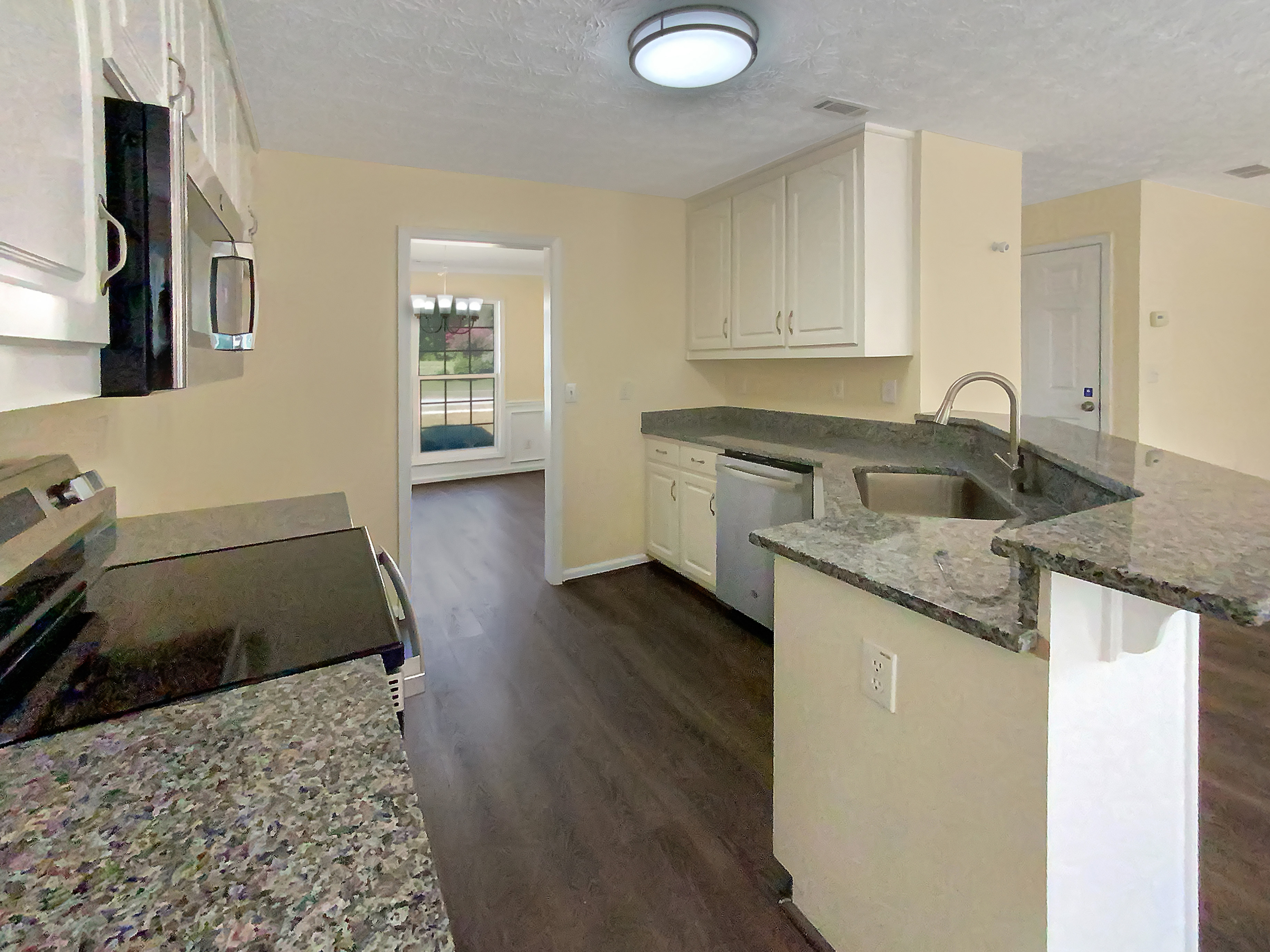 Photo 20 of 30 of 470 Trelawney Cir, Covington, GA