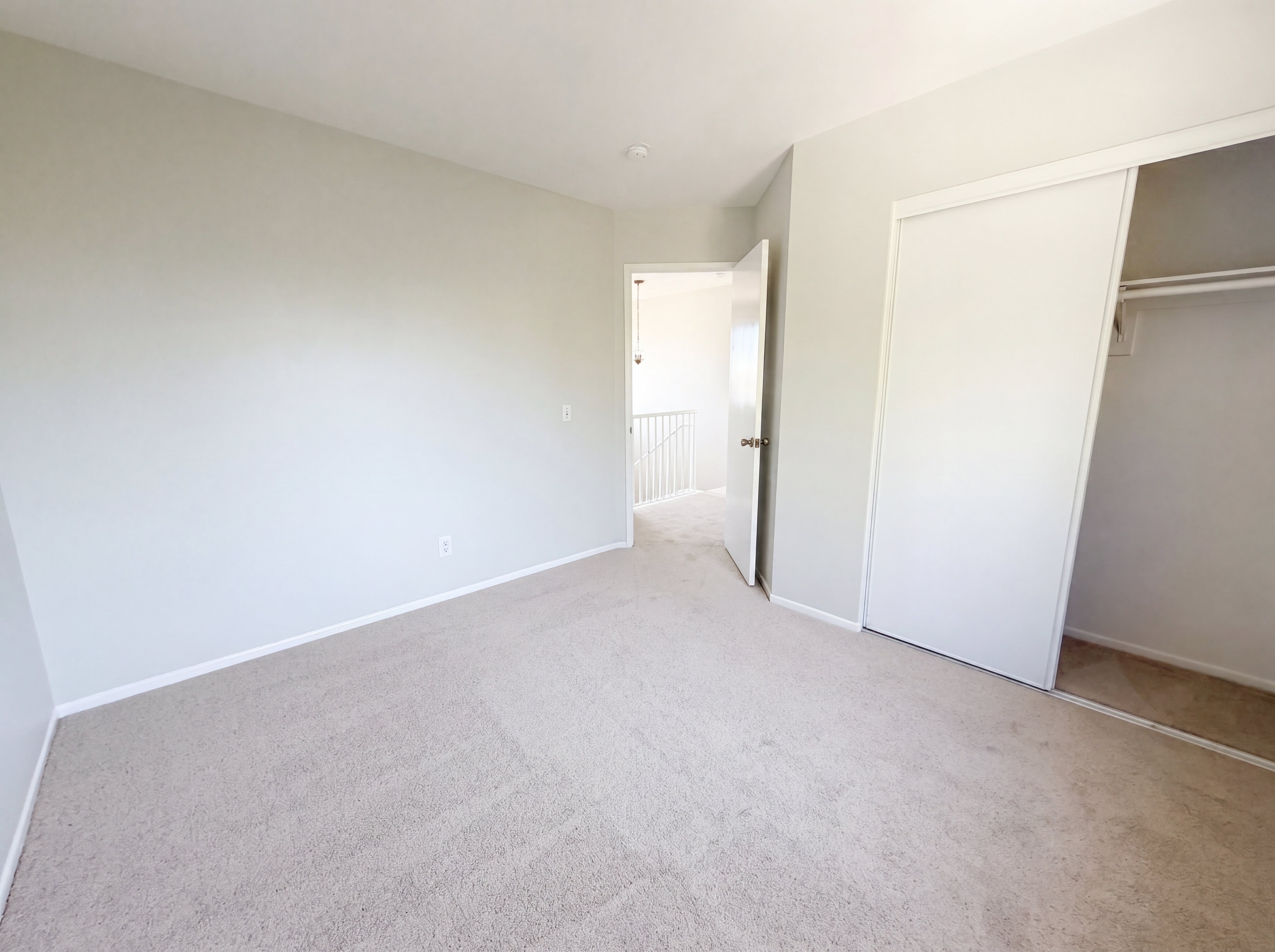 Photo 16 of 23 of 2565 W Fairview Dr, Rialto, CA