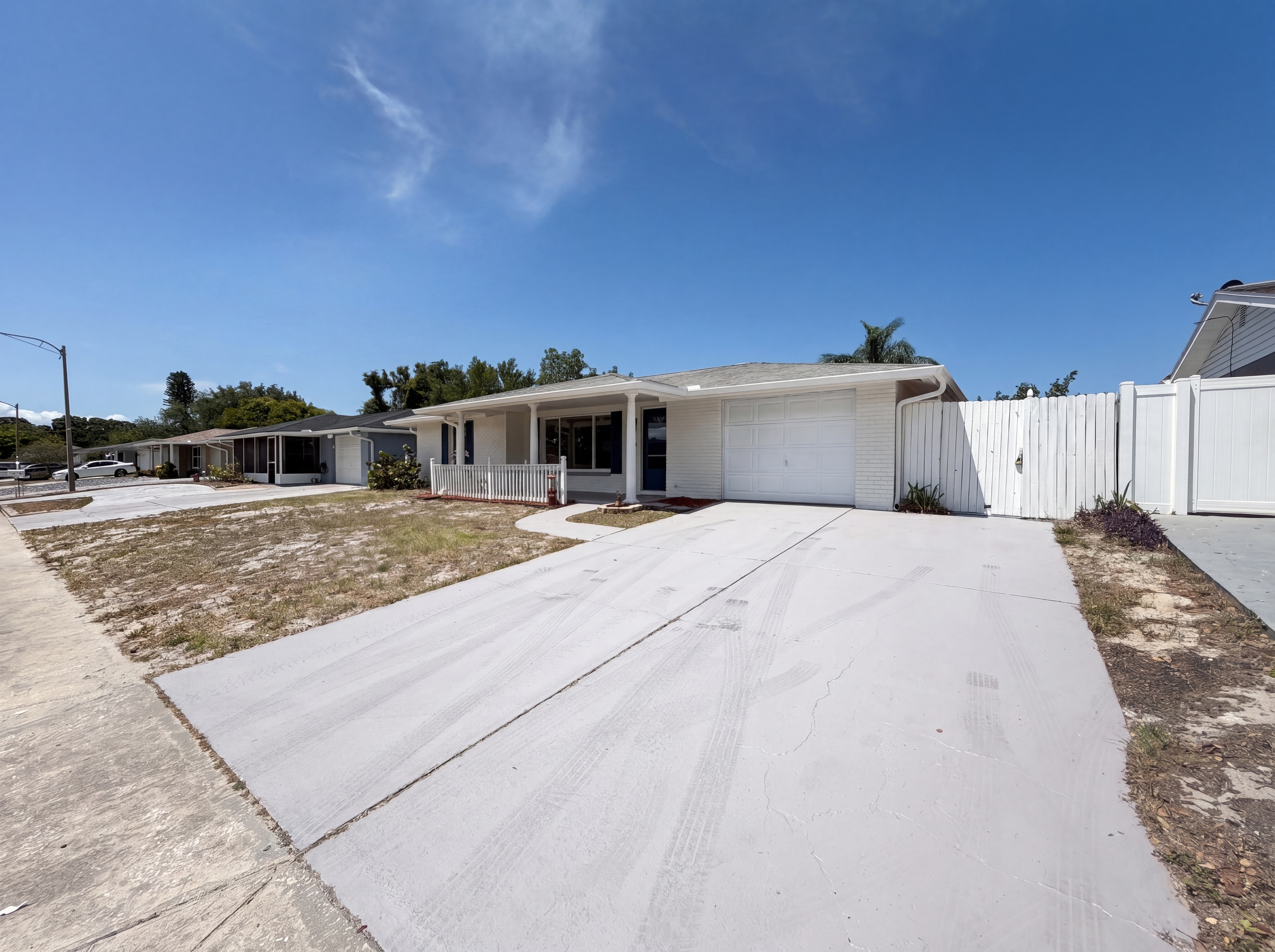Photo 7 of 38 of 8929 Sterling Ln, Port Richey, FL