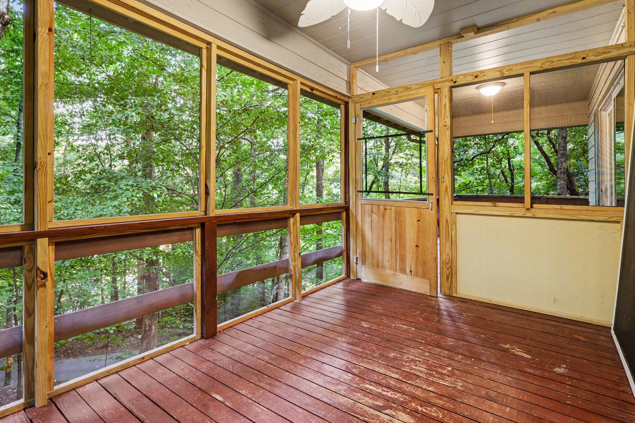Photo 15 of 17 of 784 Beaver Lake Dr, Ellijay, GA