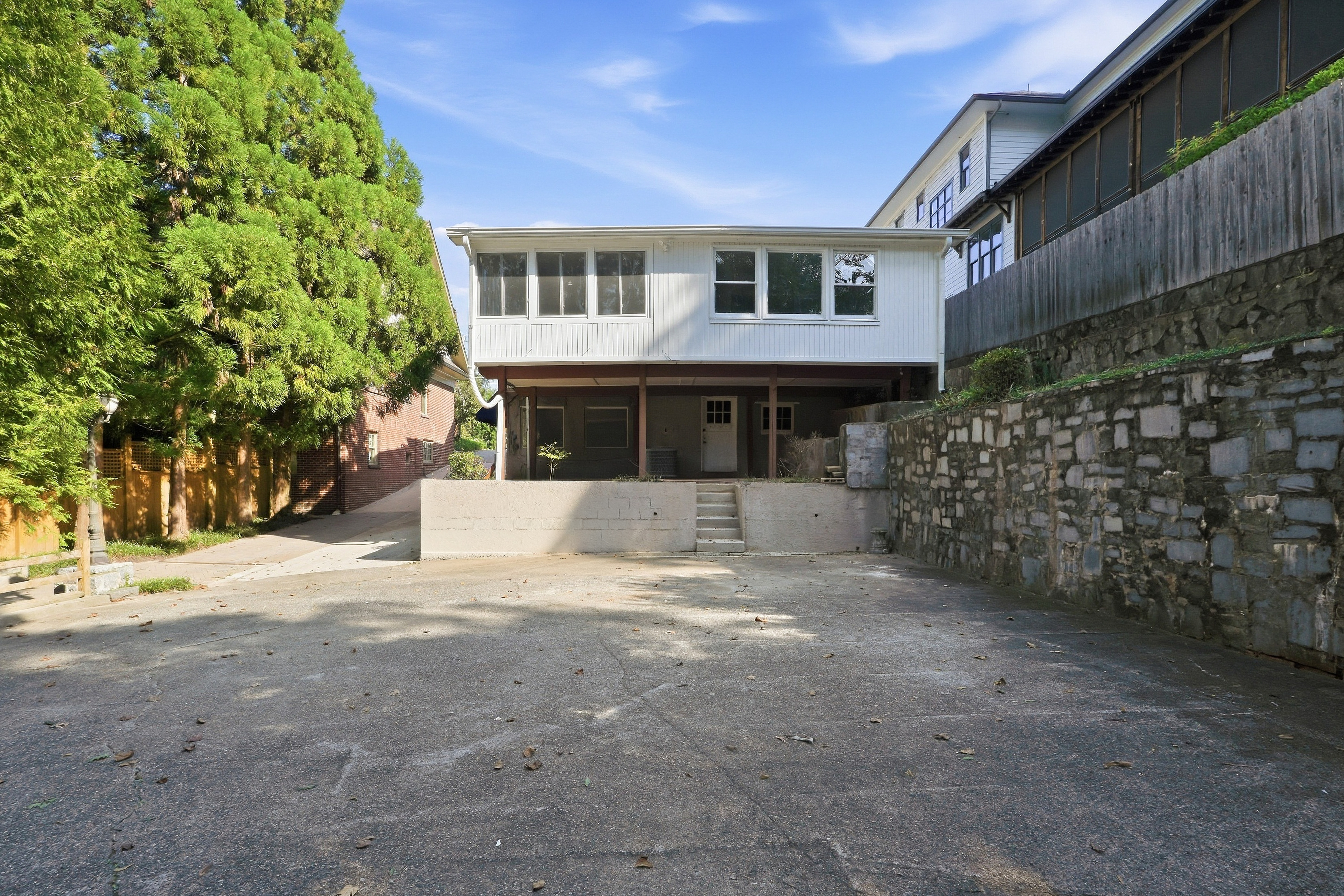 Photo 6 of 27 of 1133 Hudson Dr NE, Atlanta, GA
