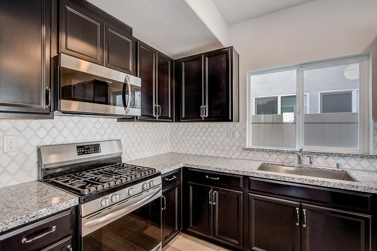 Photo 15 of 30 - 1321 Harvest Glen Way, Sacramento, CA 95834