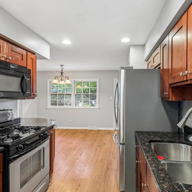 Property photo 2 of 16919 School St