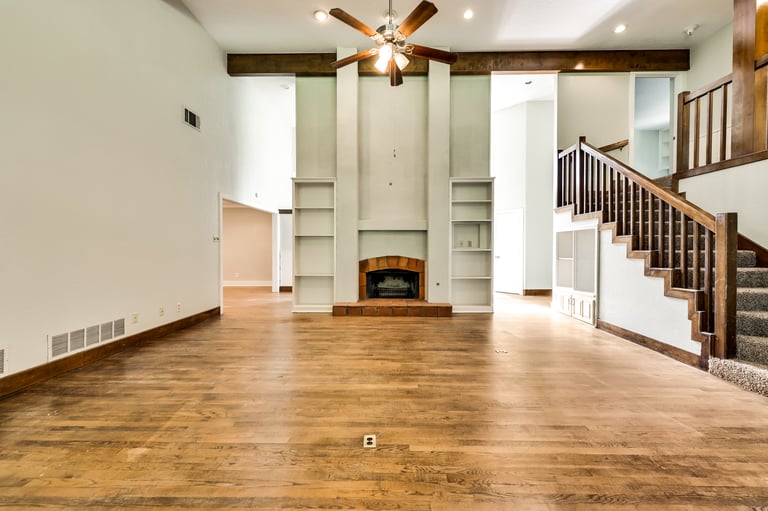 Photo 18 of 30 - 903 Portofino Dr, Arlington, TX 76012