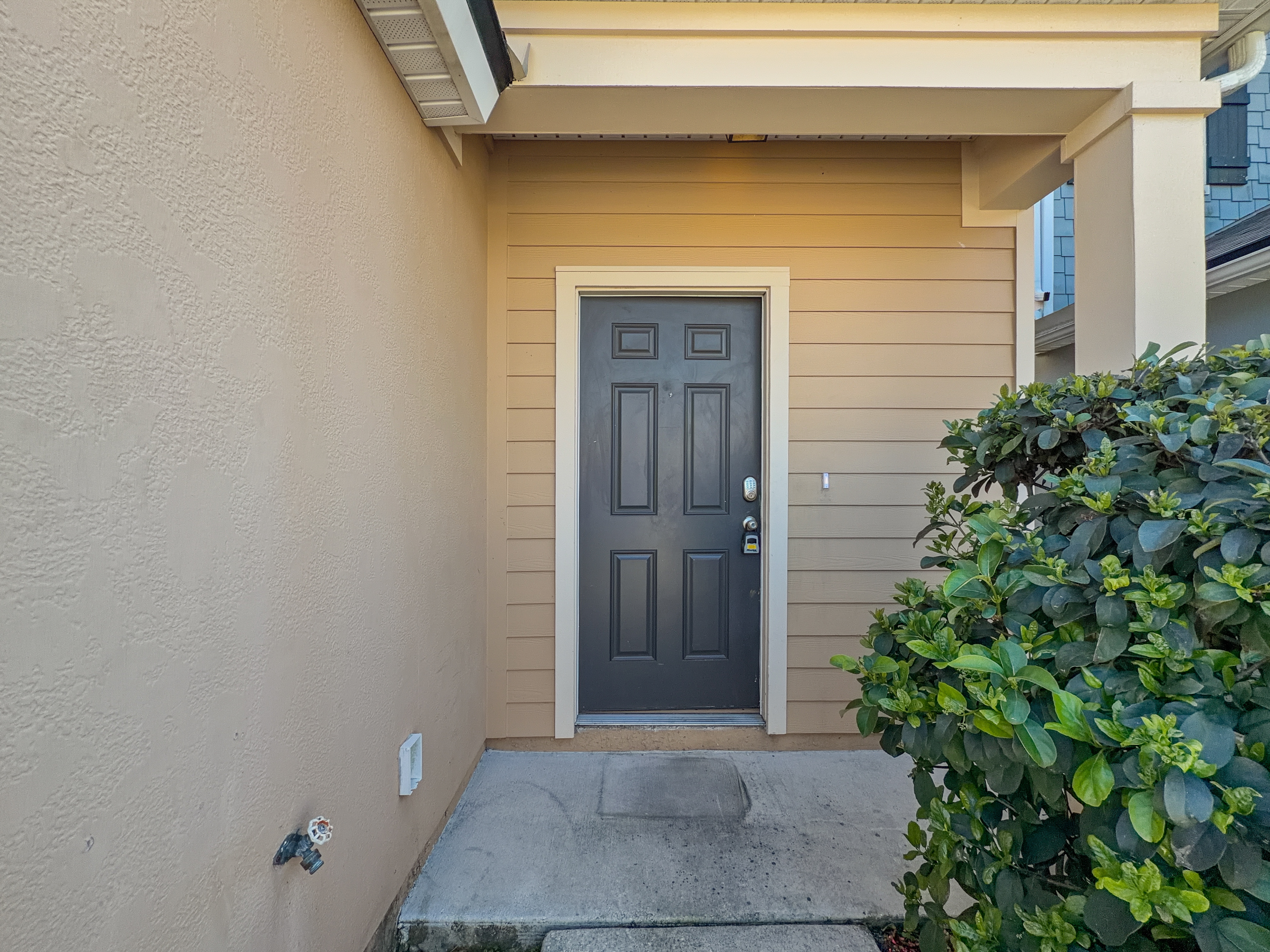 Photo 10 of 20 of 8592 Dylan Michael Dr, Jacksonville, FL