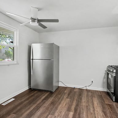 Property photo 2 of 3859 Briggs Rd