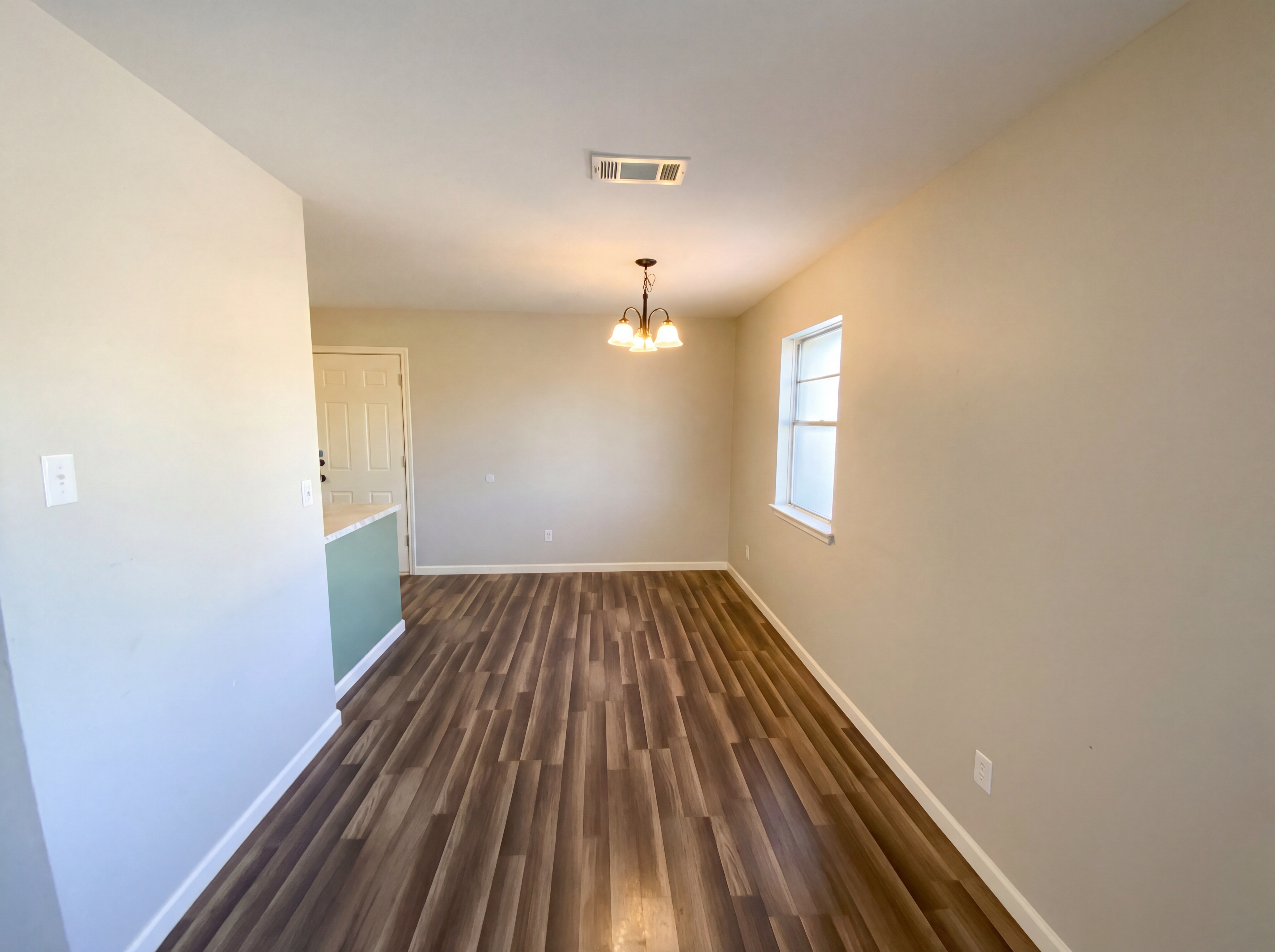 Photo 7 of 17 of 1602 Pleasant Ln, Copperas Cove, TX