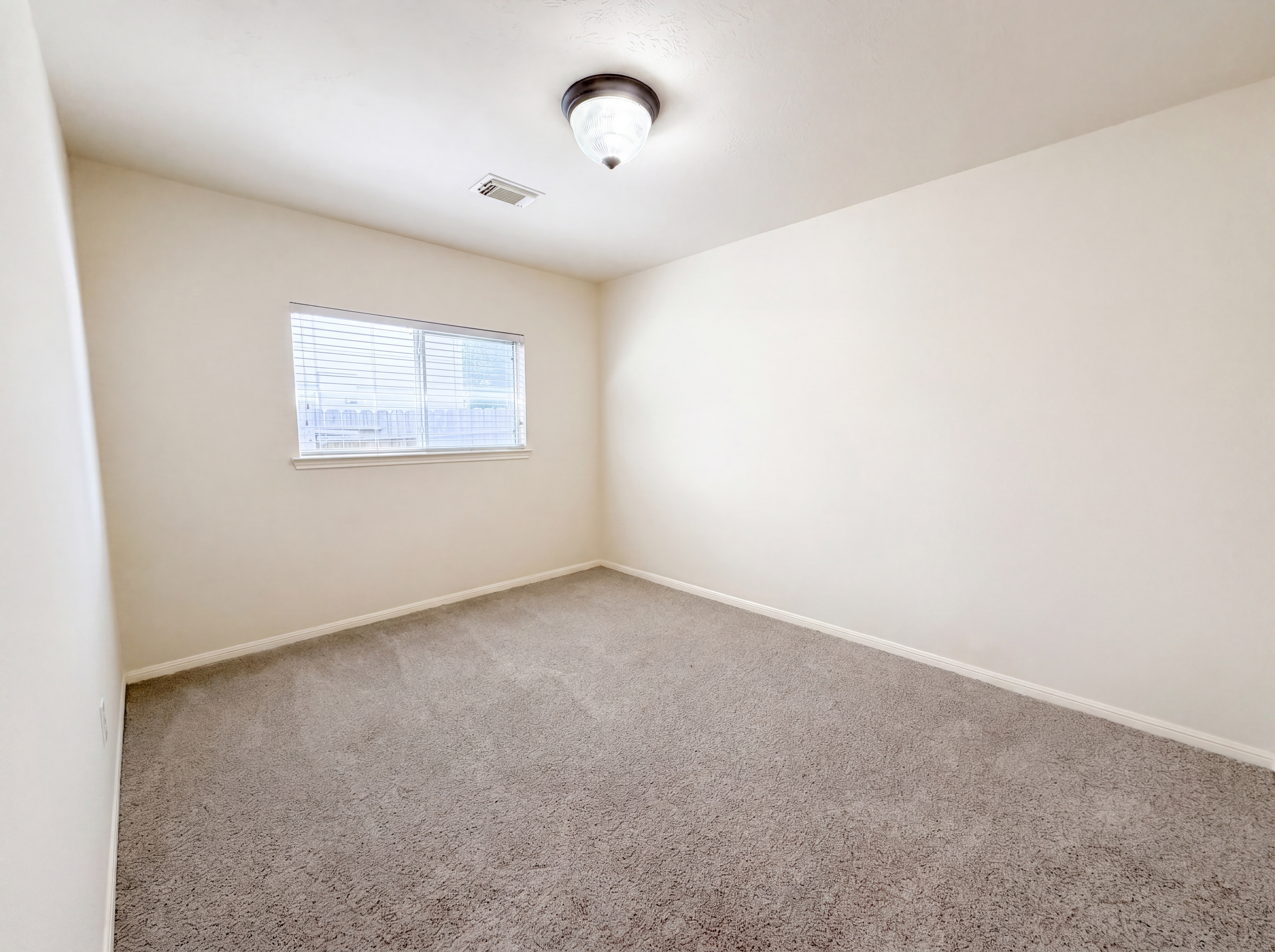 Photo 15 of 18 of 16915 Shoal Park Dr, Cypress, TX