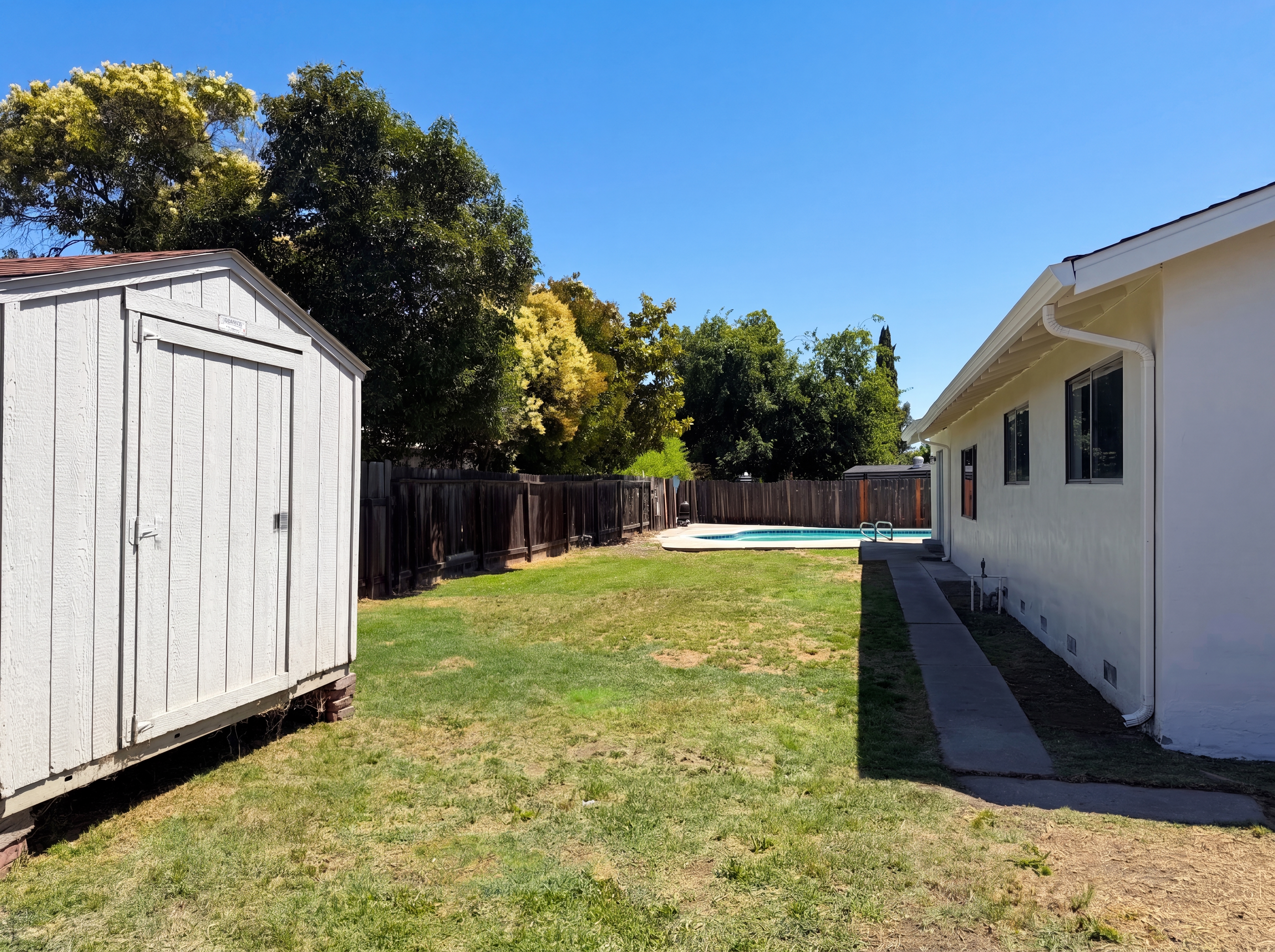 Photo 35 of 38 of 8845 Los Olivas Ct, Stockton, CA