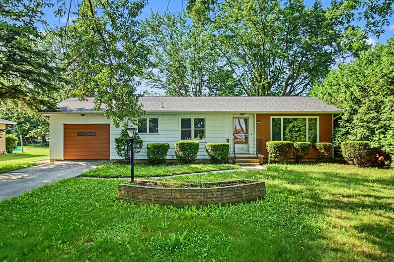 Property photo 1 of 7275 Kraft St